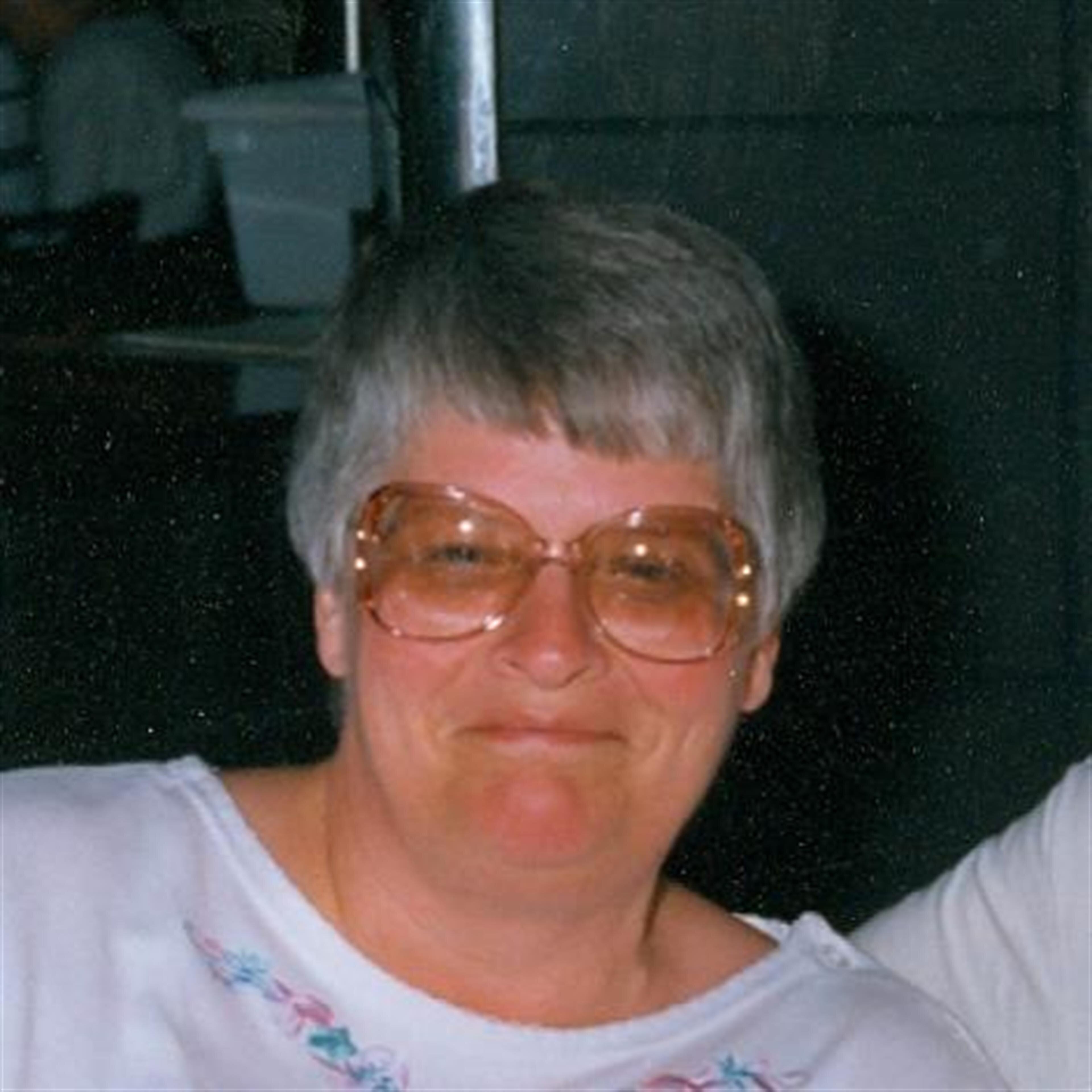 Mrs. Mary  Elizabeth Smith  