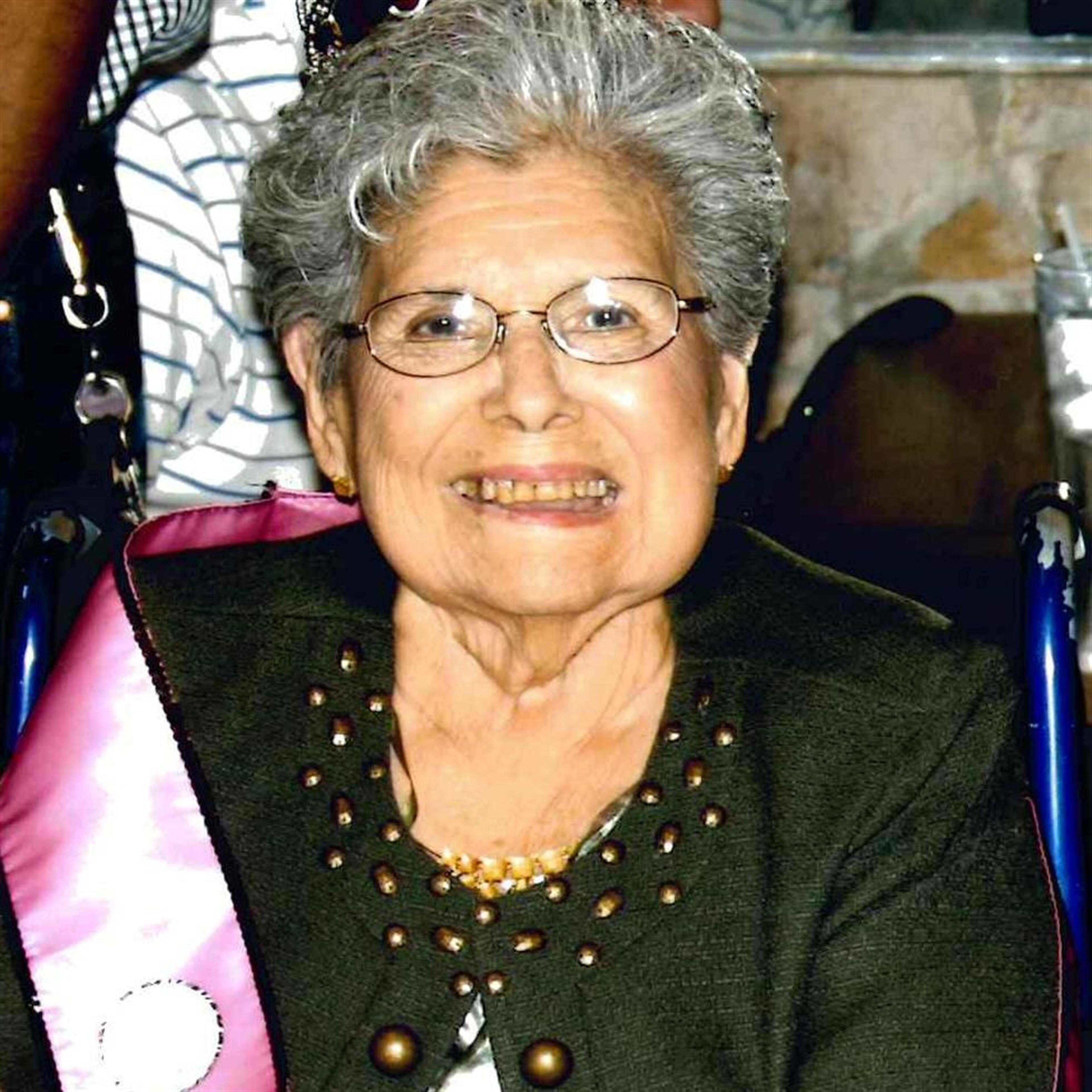 Ester Castaneda