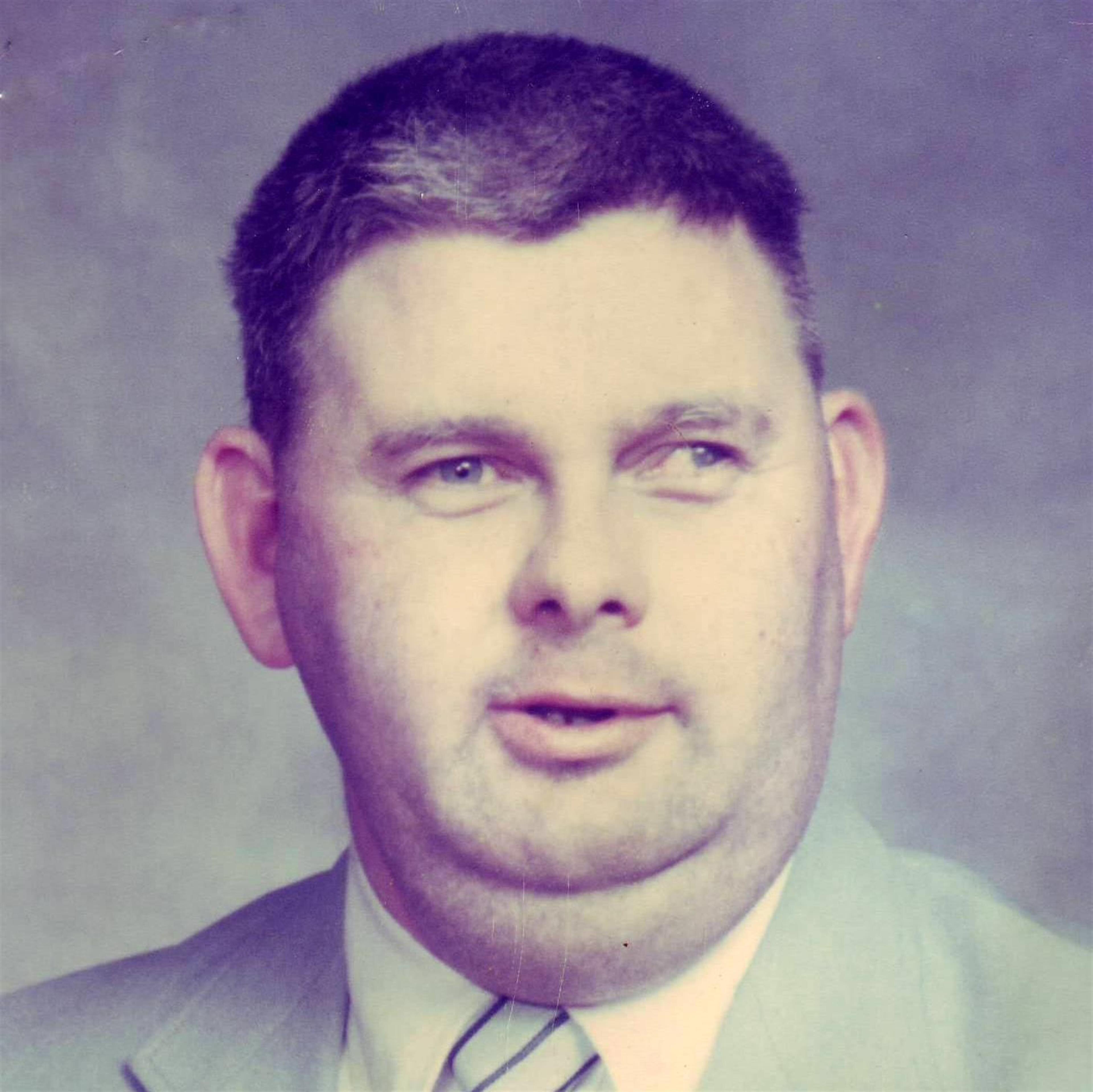 Robert E. Miller (Lebanon)