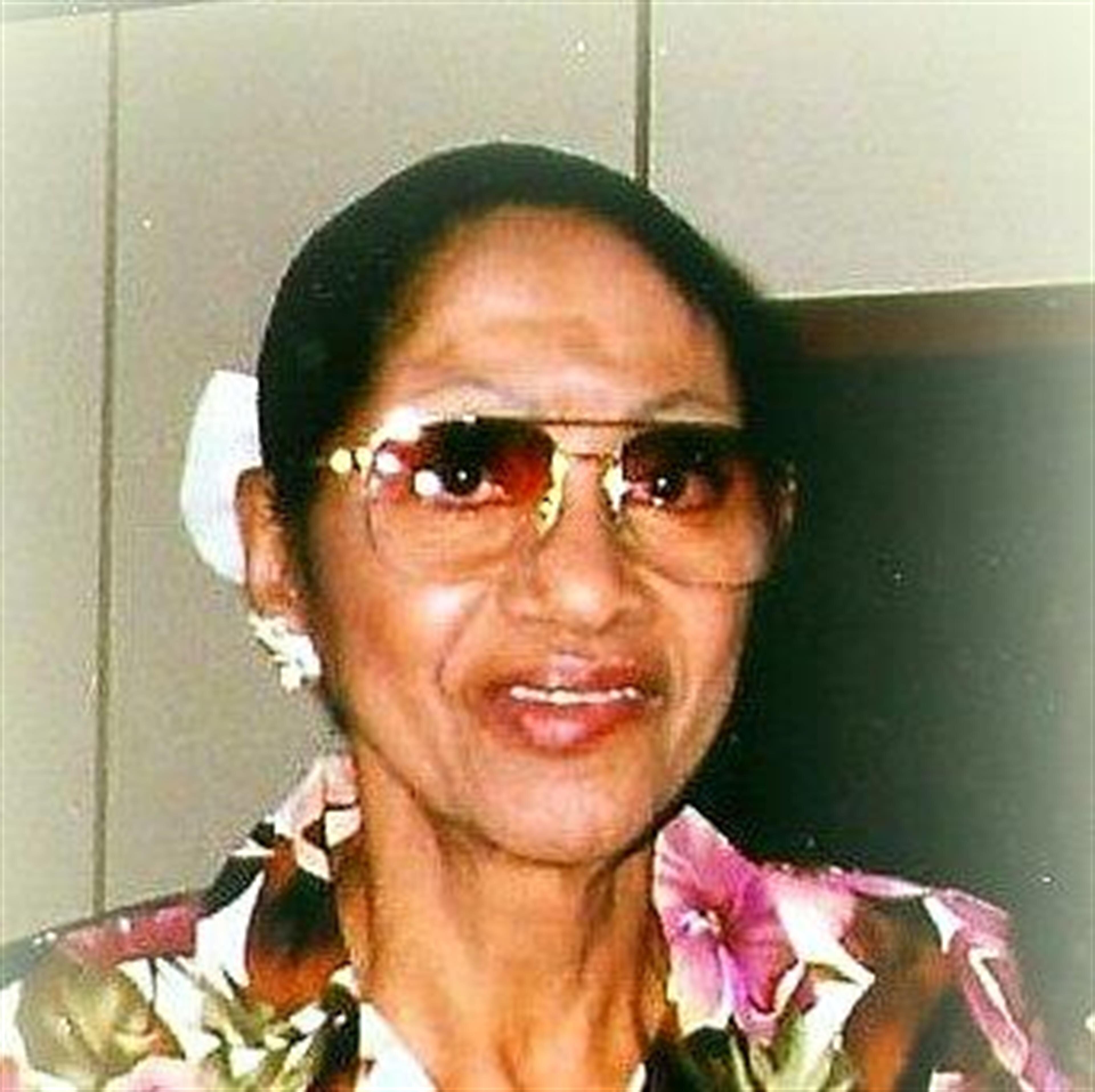 Mrs. Zola Agatha Hunt