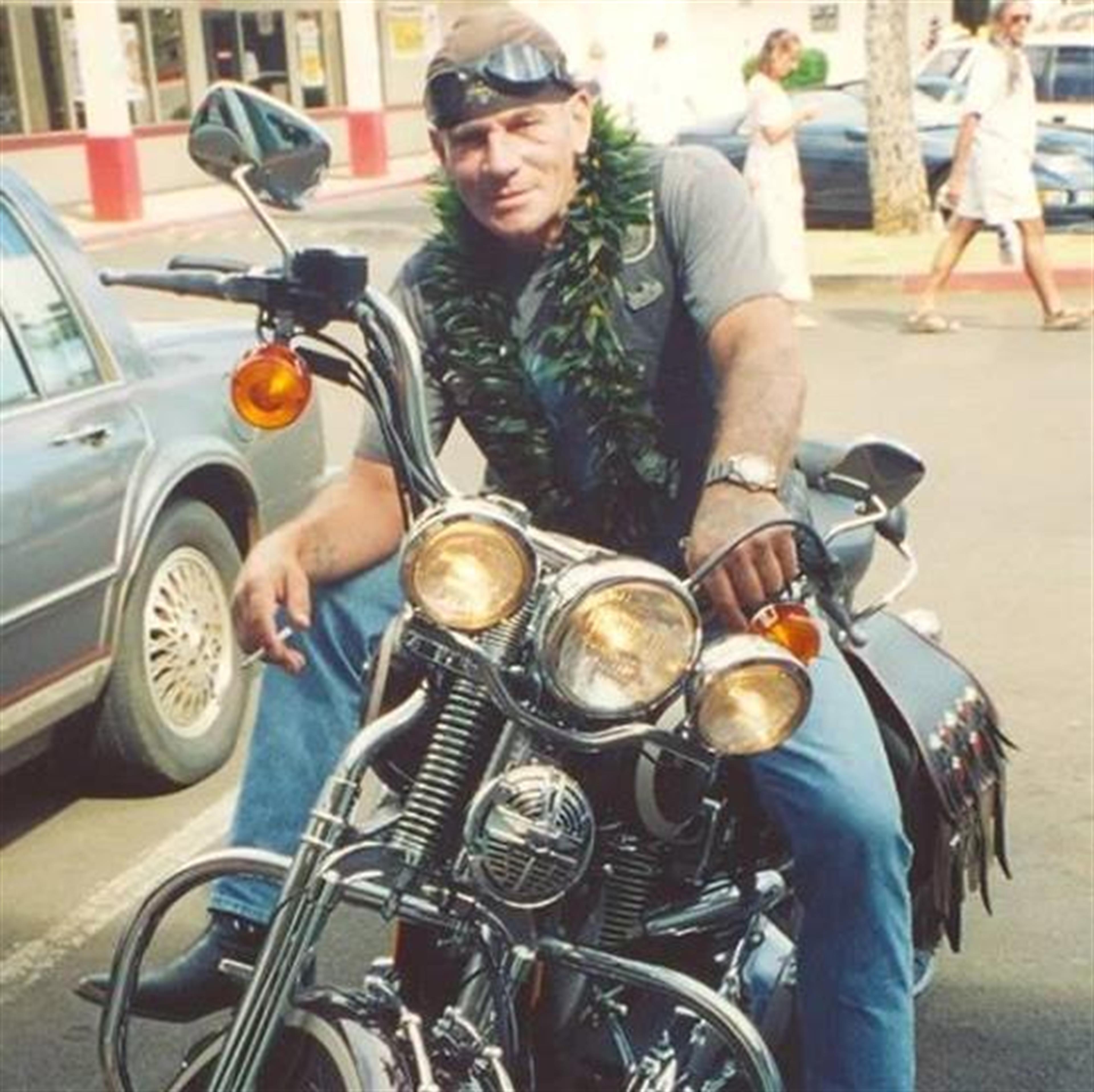 Waren Douglas Stone