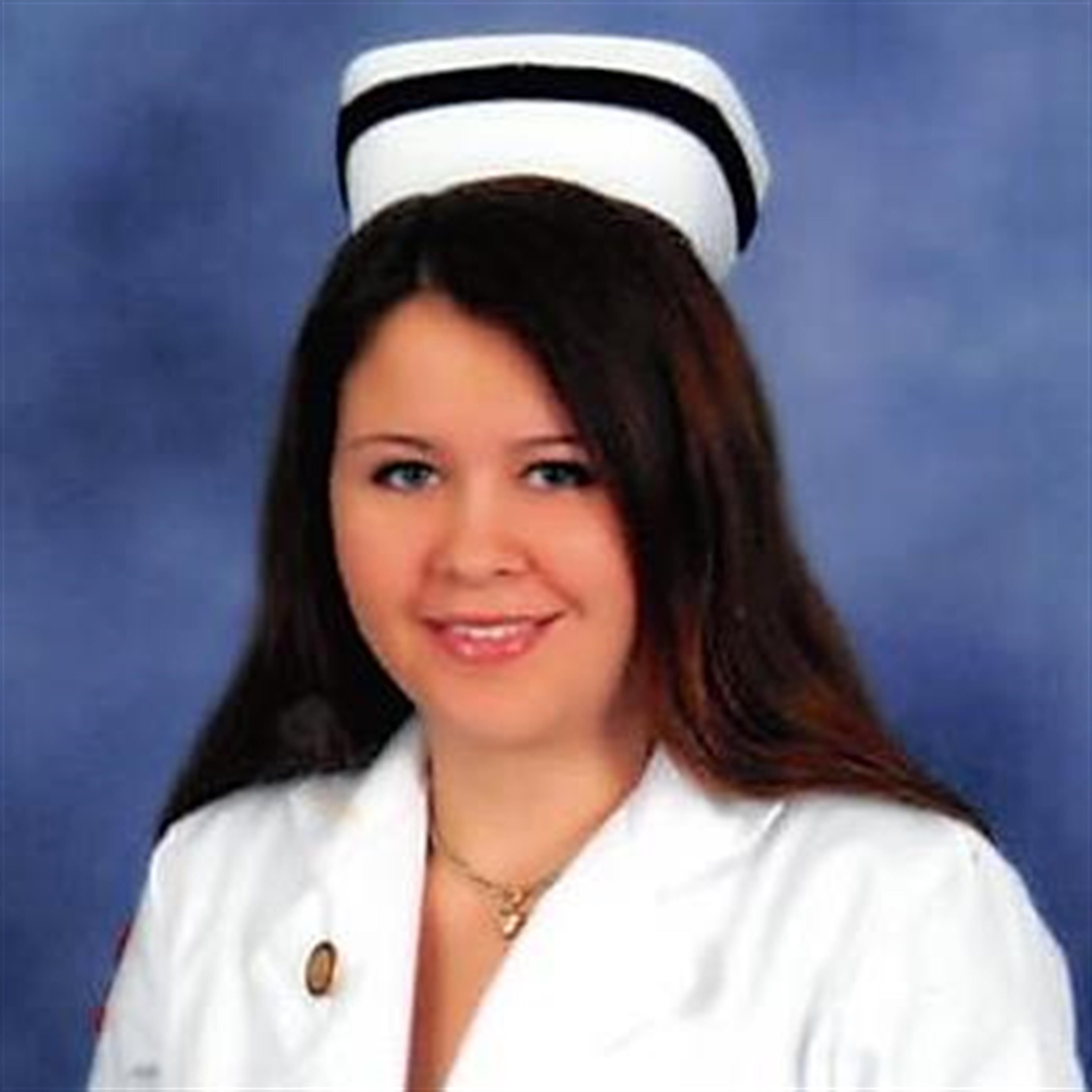 Ms. Carolina Minjares