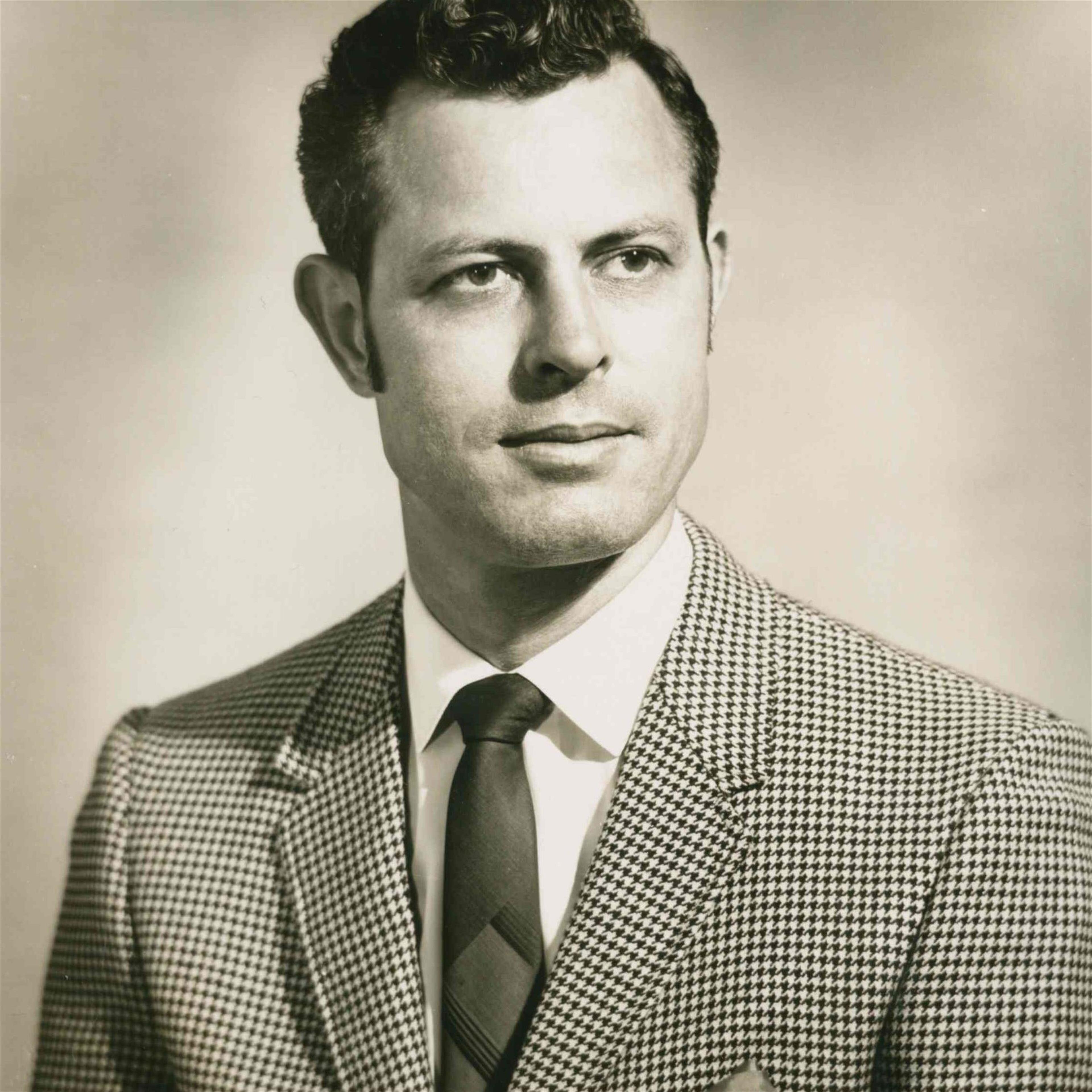 Dennis Wells 