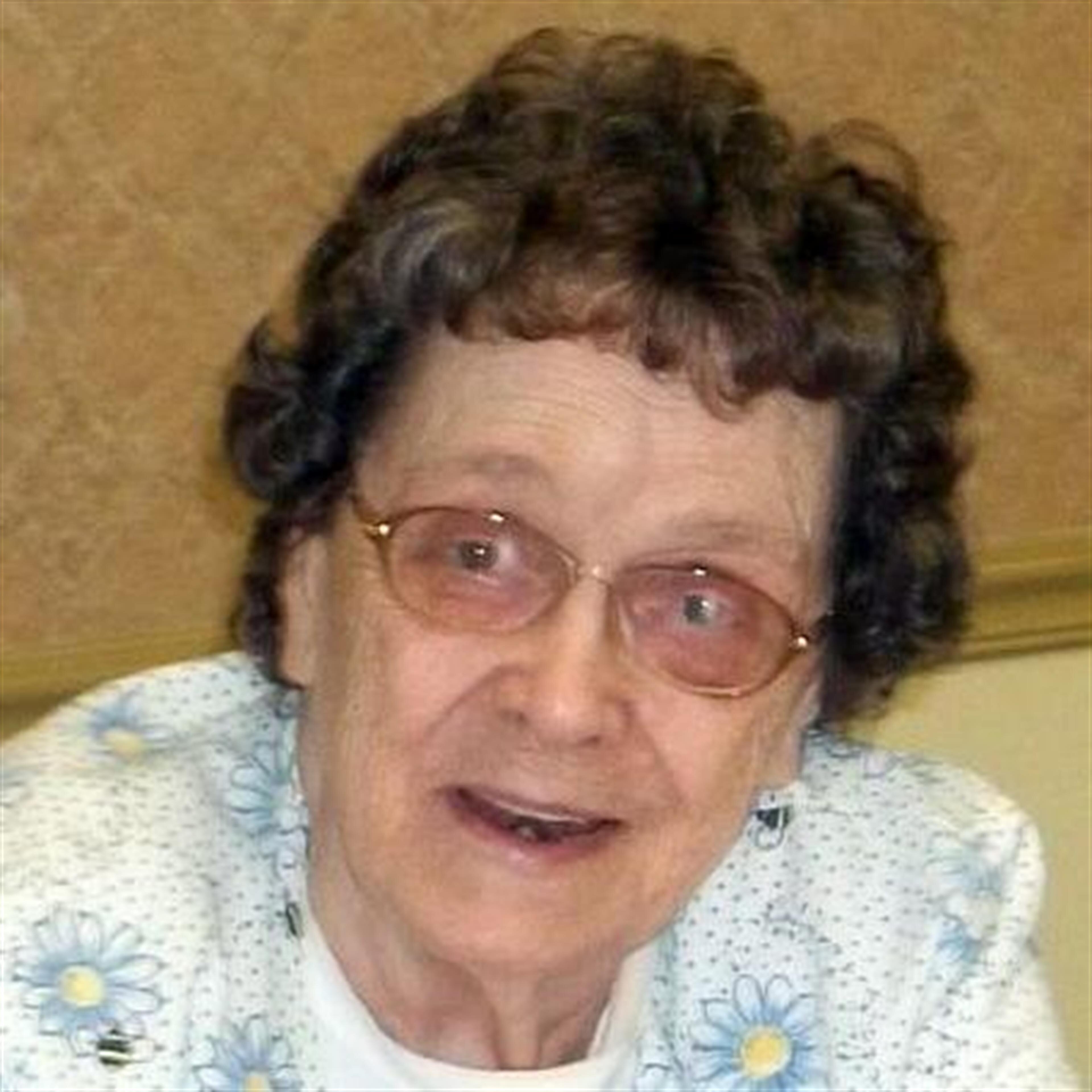 Doris Smalley (Hartville)