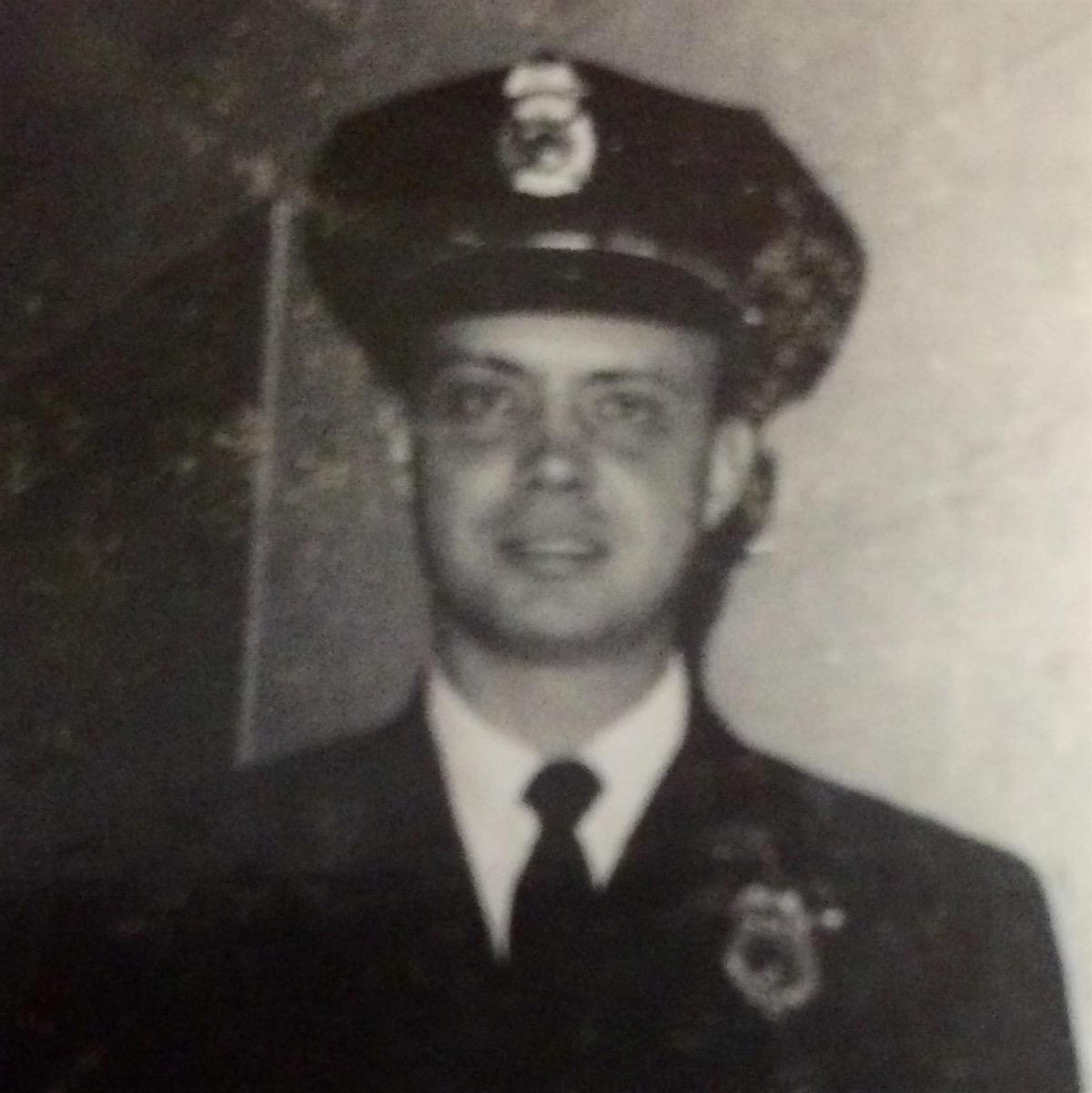 Mr. Robert  Watts, Sr.