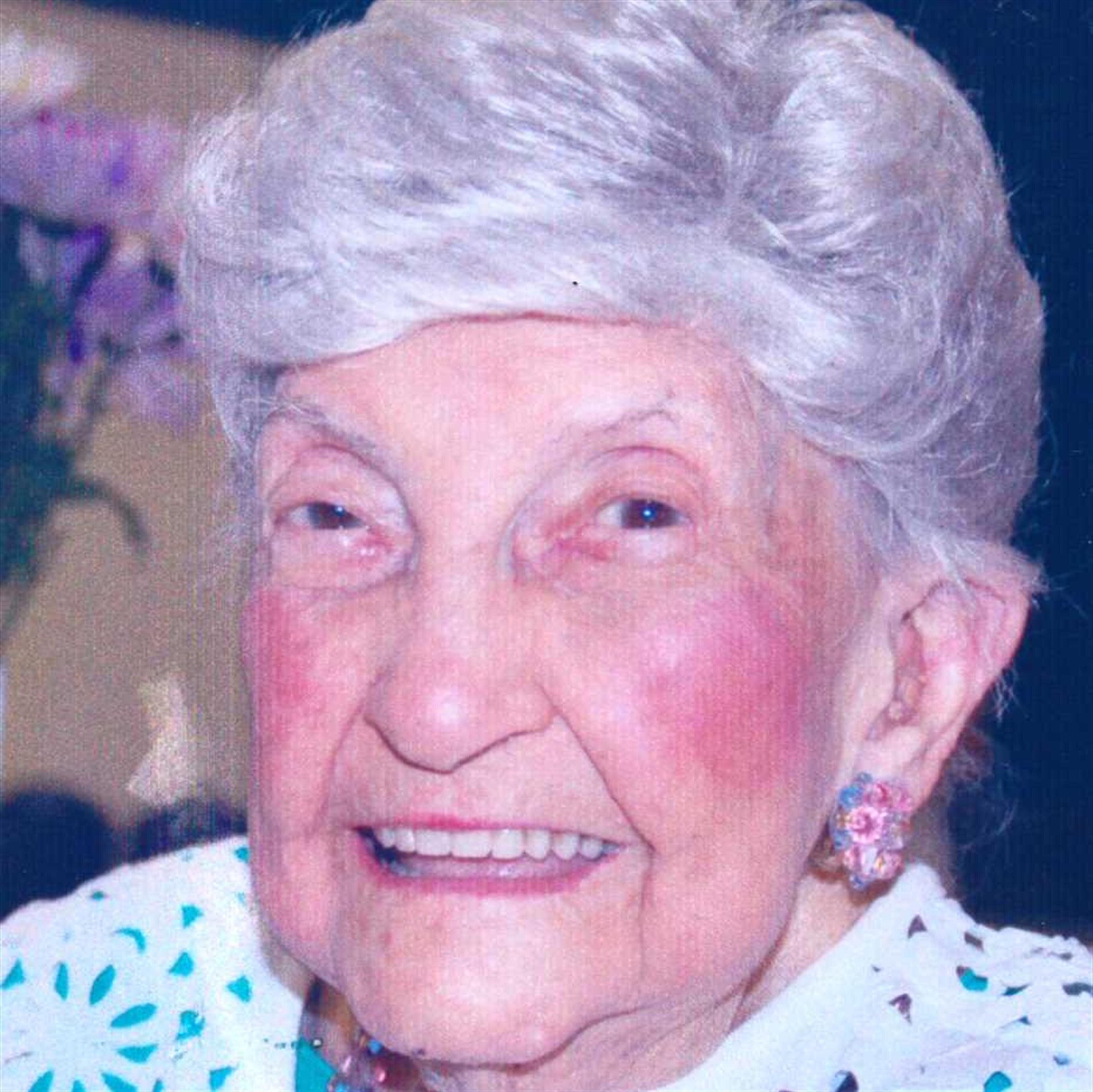 Erva L Lynch