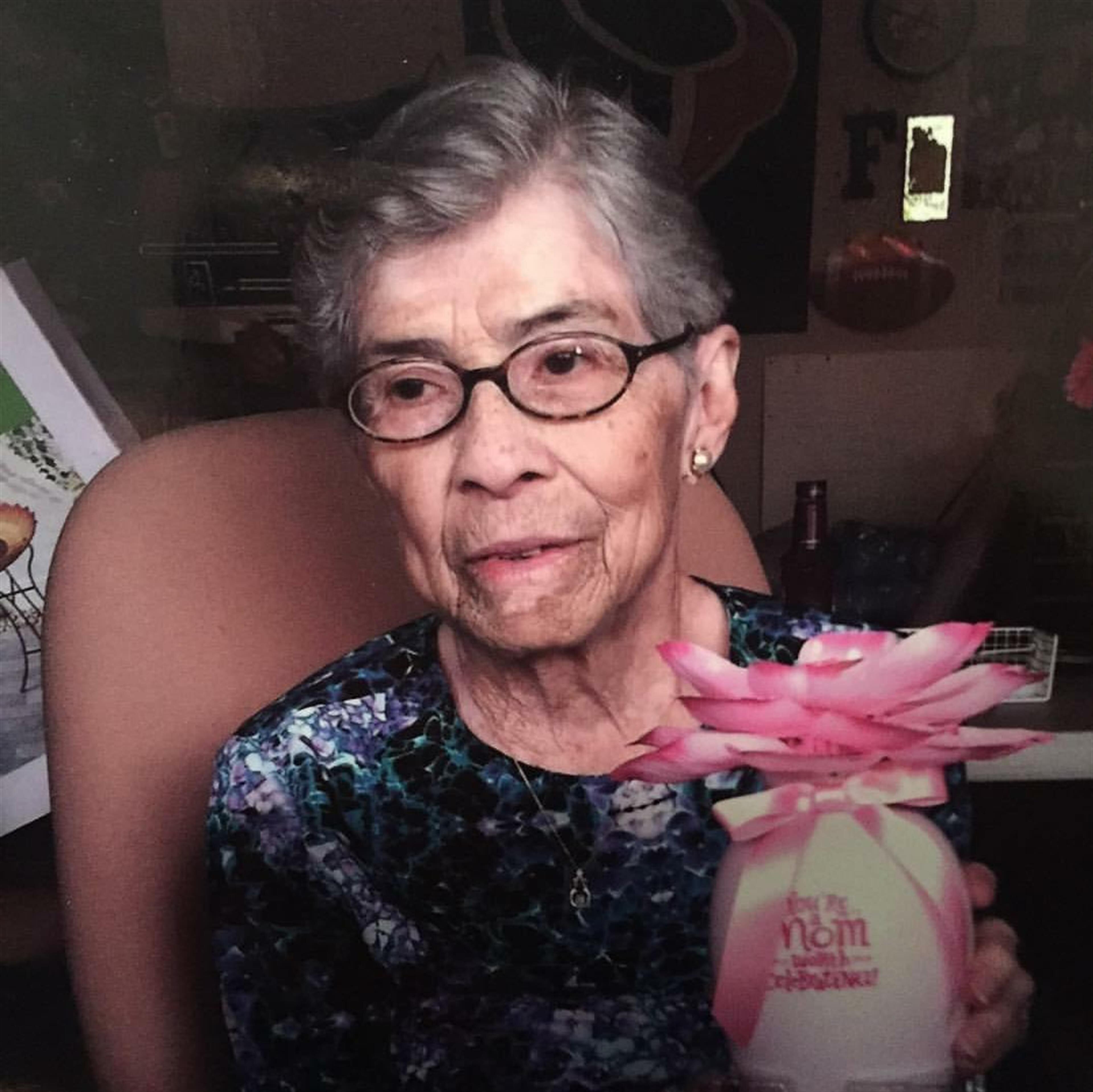Mrs. Teresa  L.  Hernandez