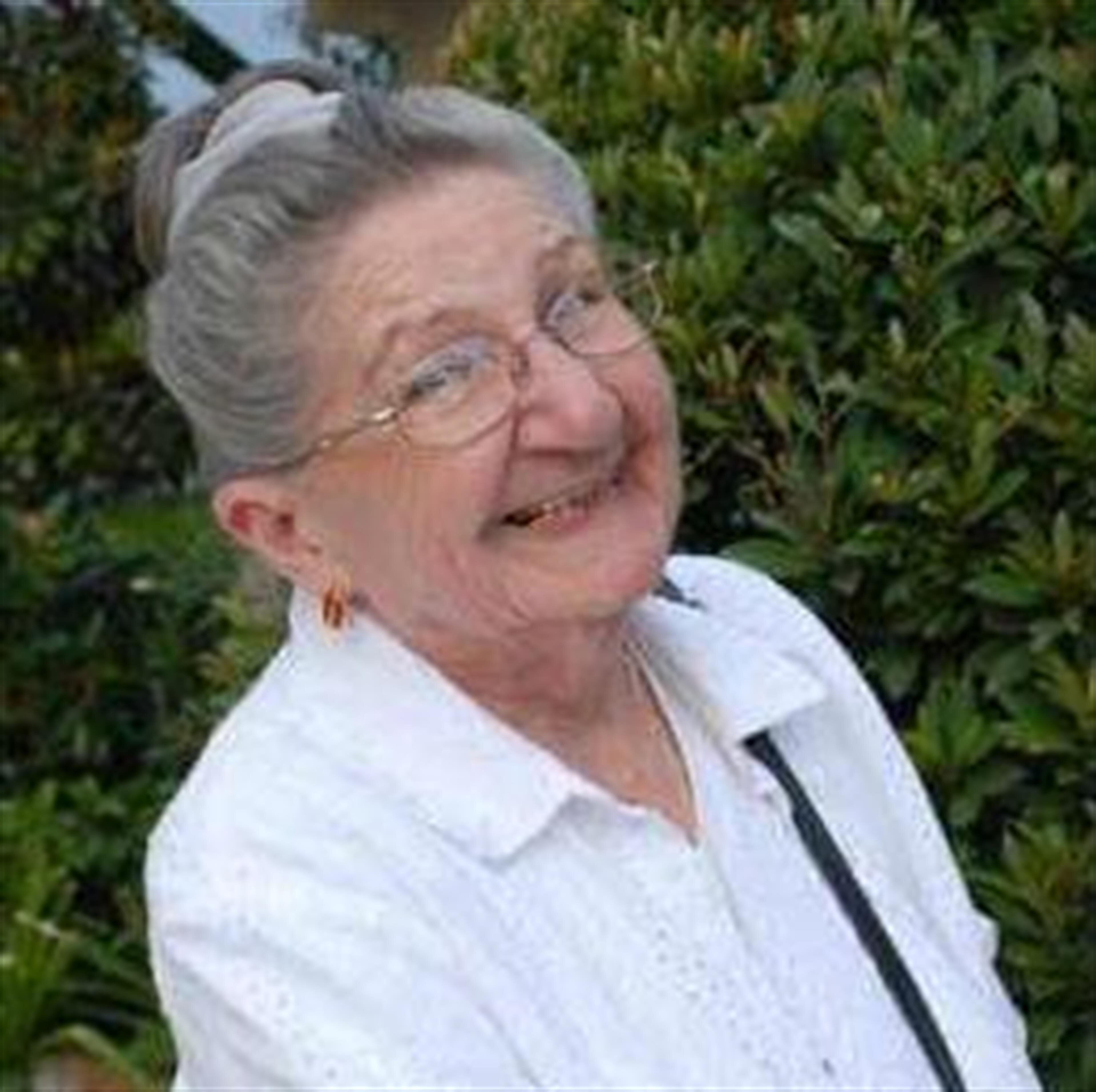 Mrs.  Bettye L. Pierce