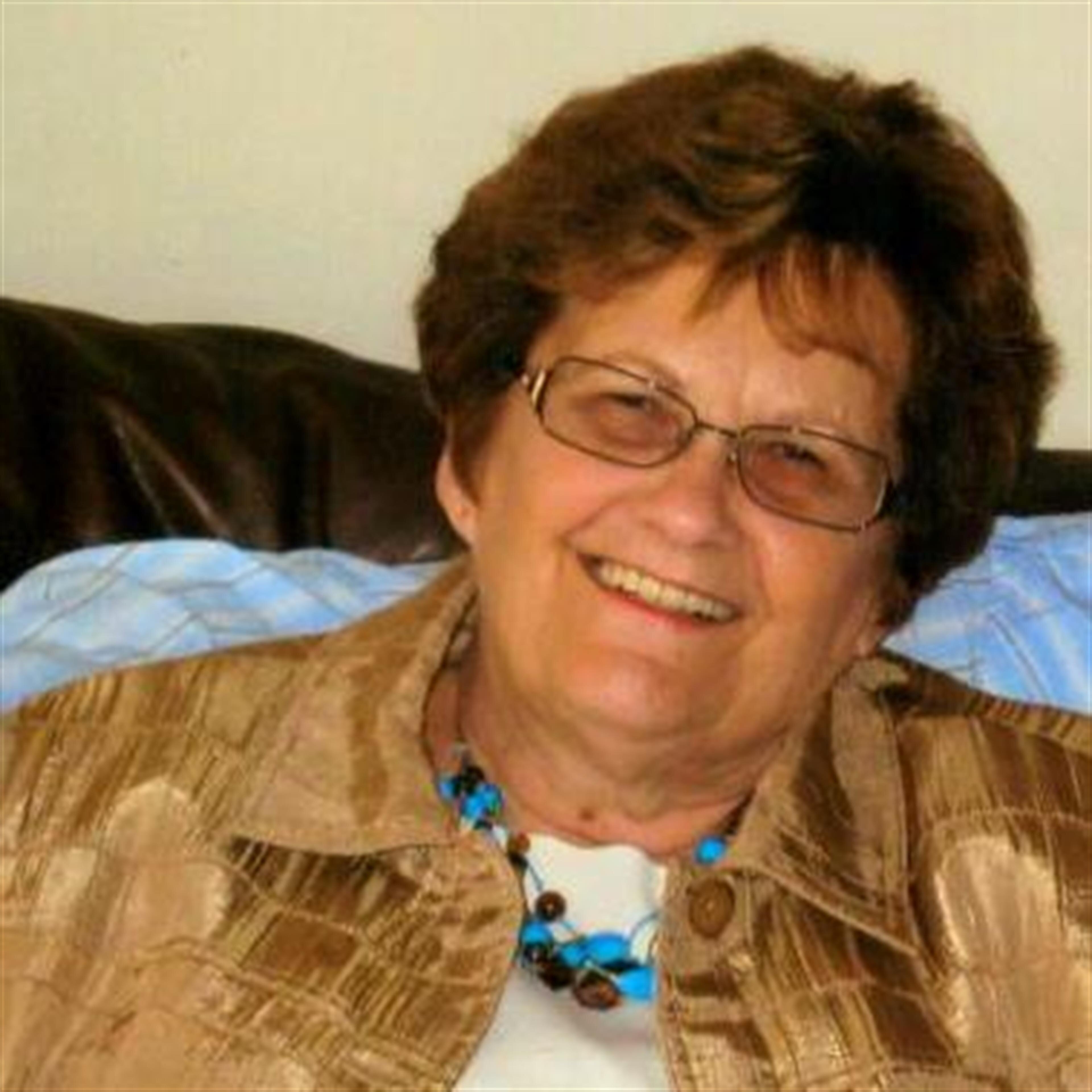 Betty  Rizzardi