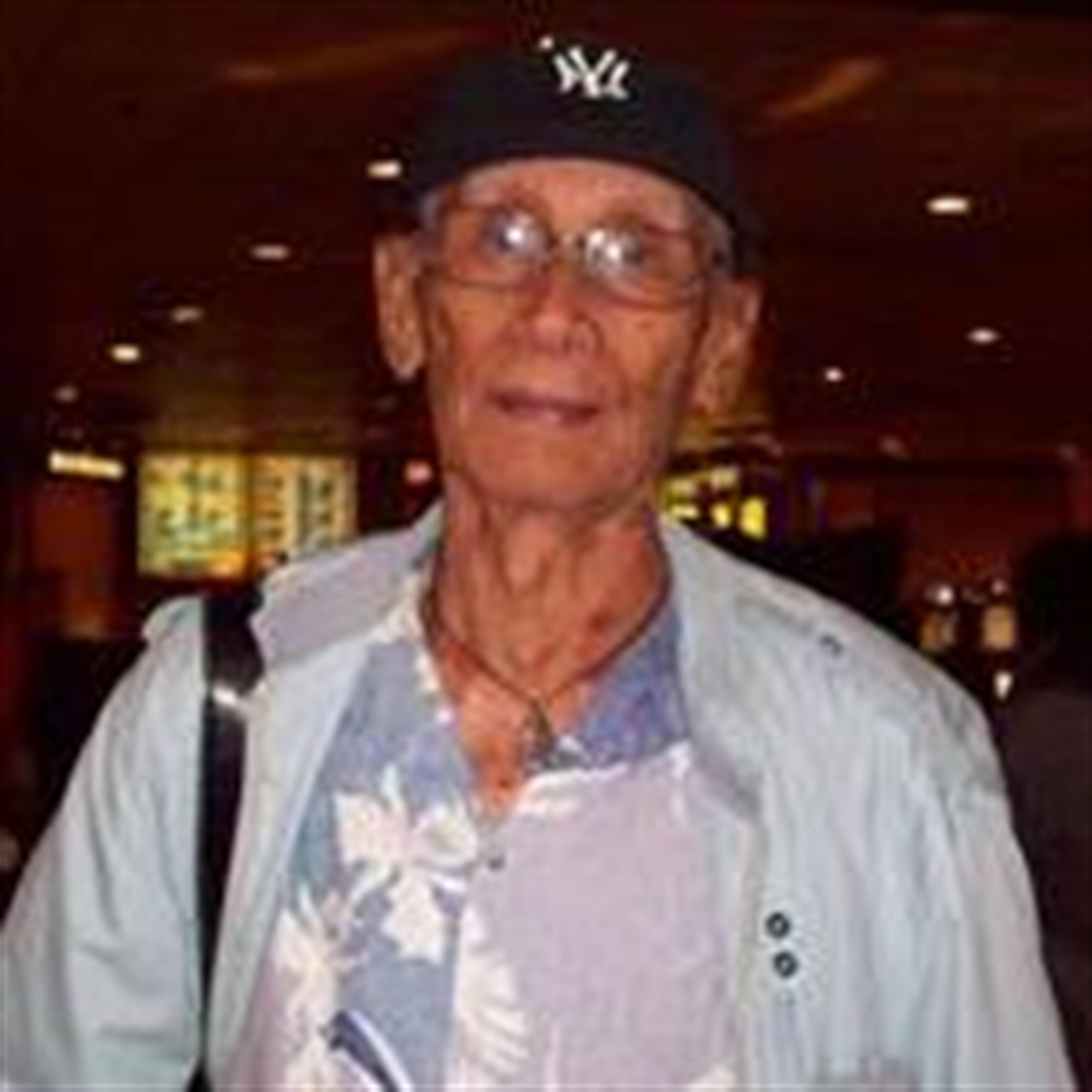 Lorenzo Cabato Ariola  Sr.