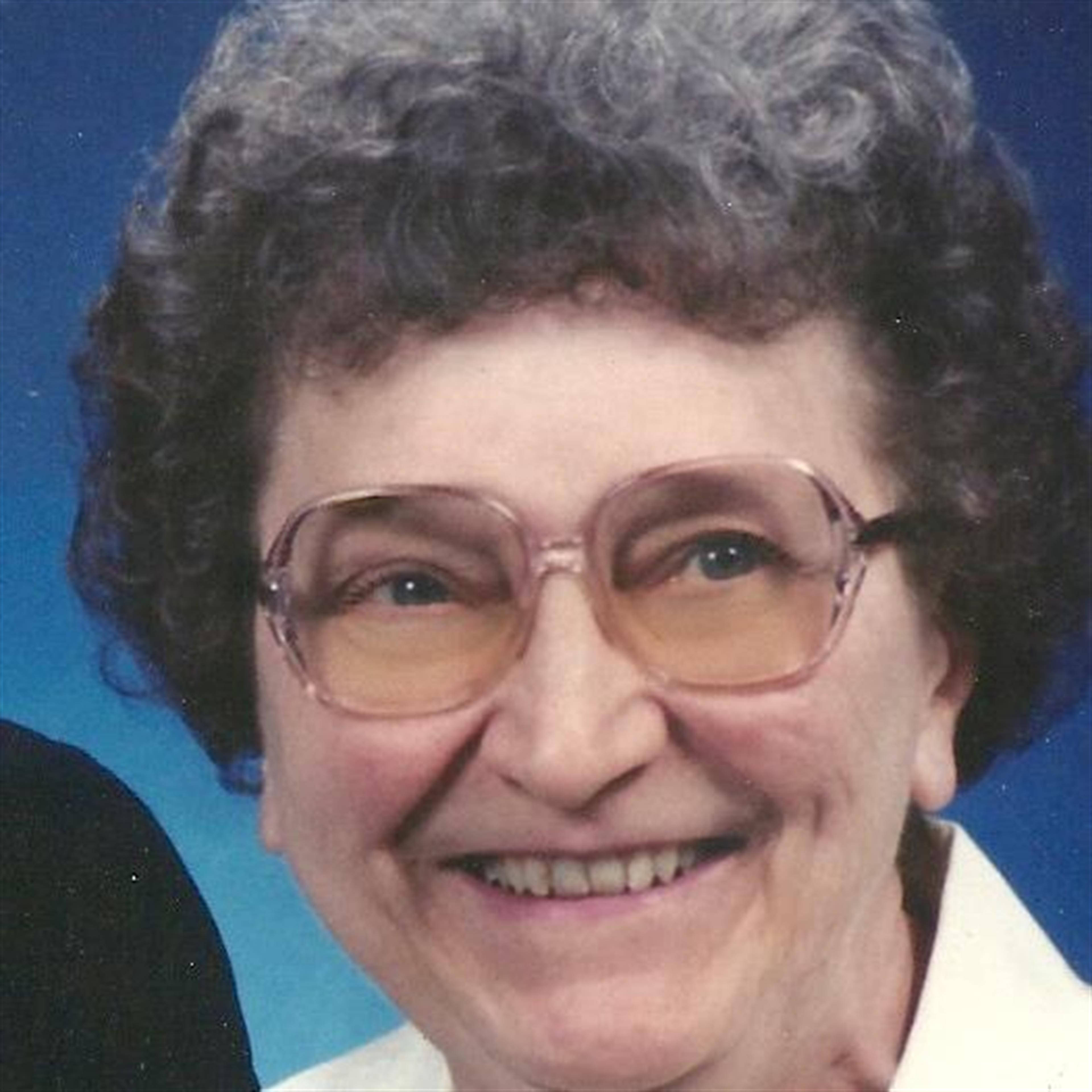 Mrs Arlene M Kersten