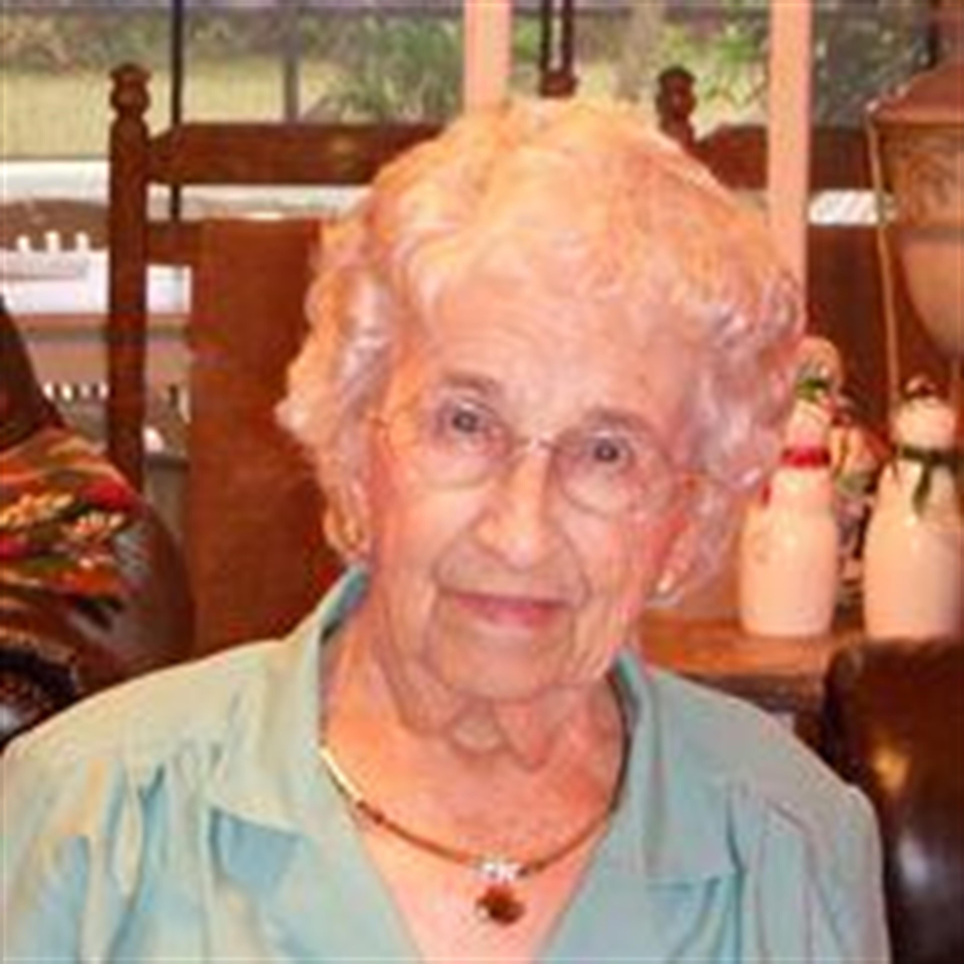 Dorothy Mae Wolf