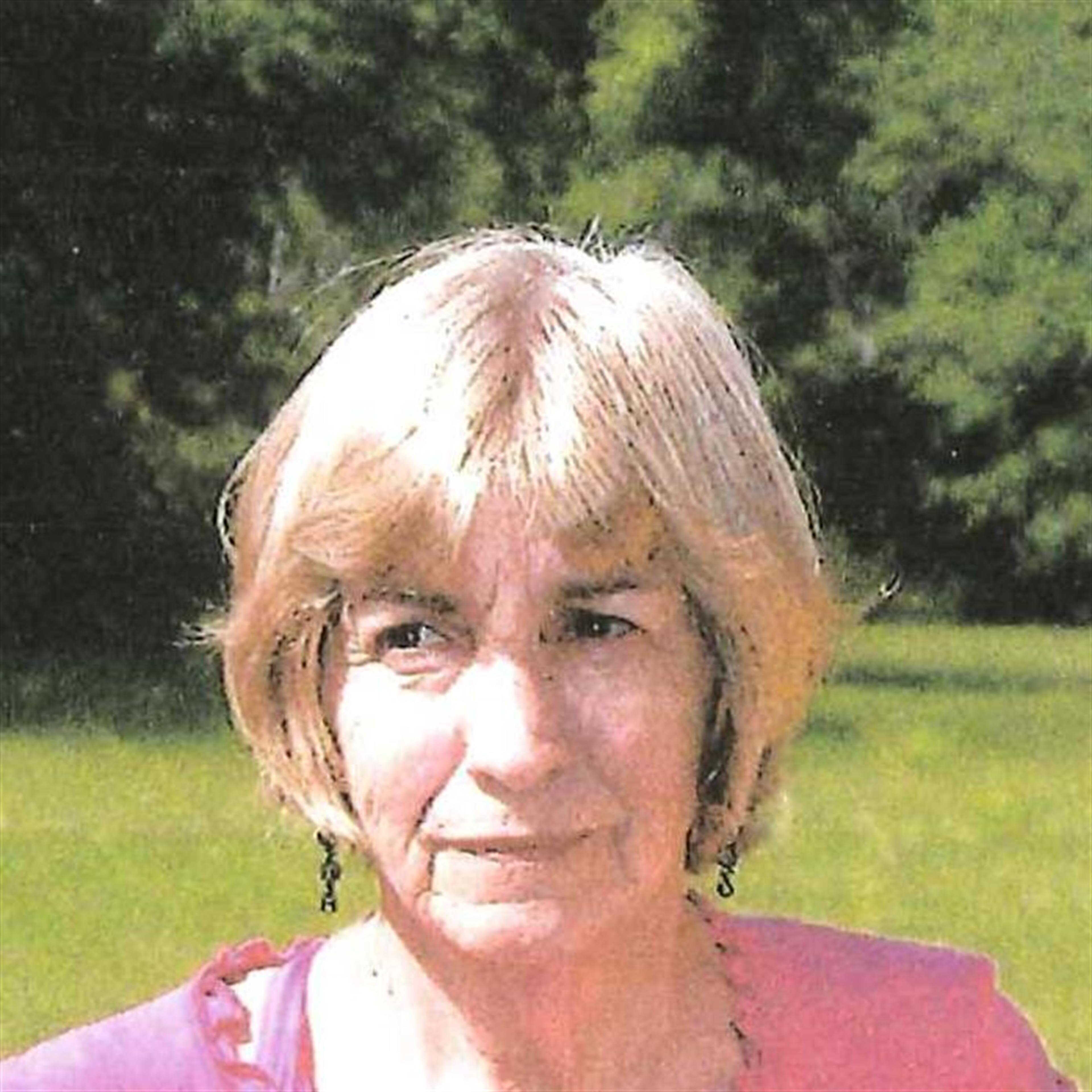 Linda R.  Bender