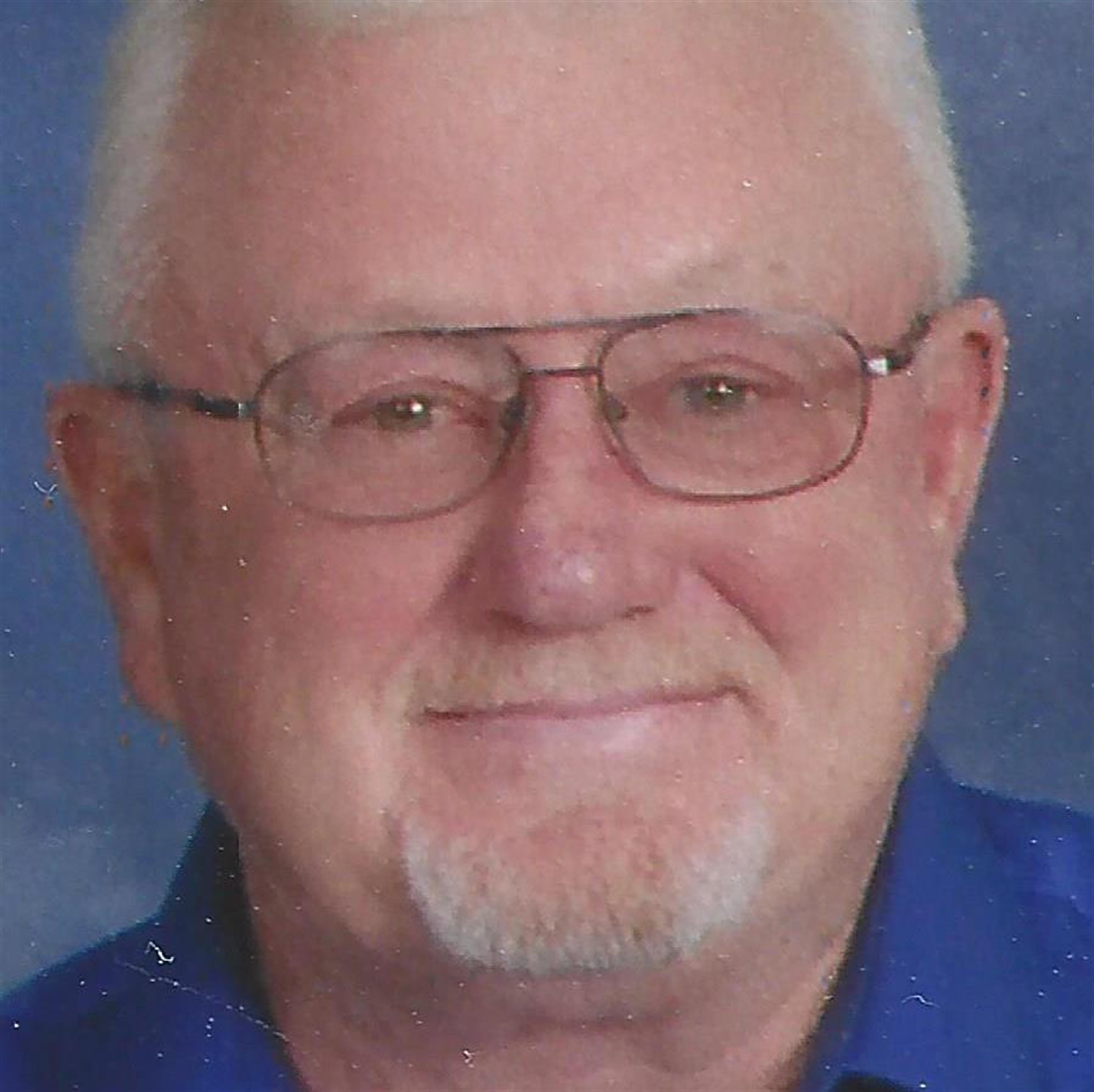 Donald Russell Whittaker's obituary picture