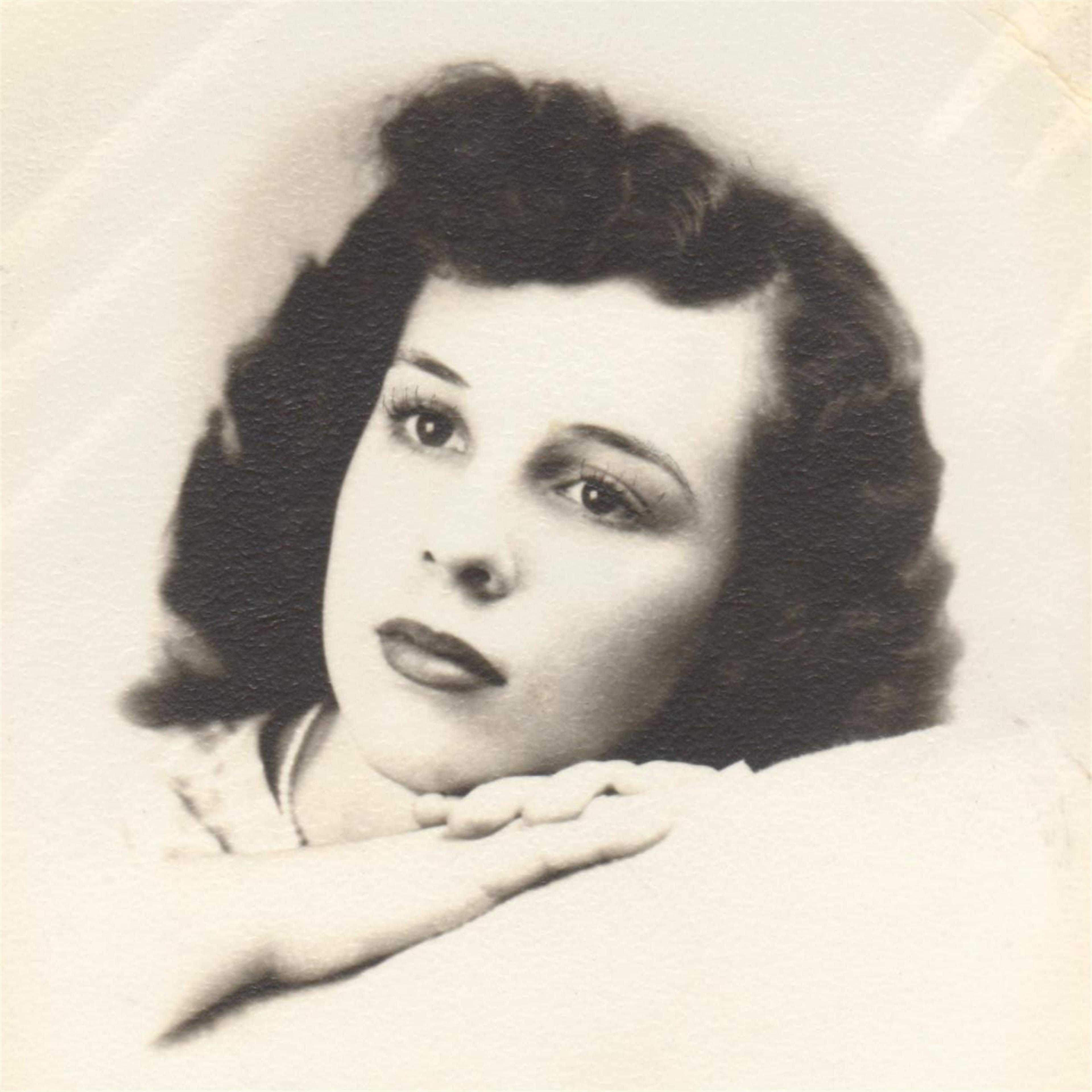 Ms. Bettie Jean Hahn McCullough