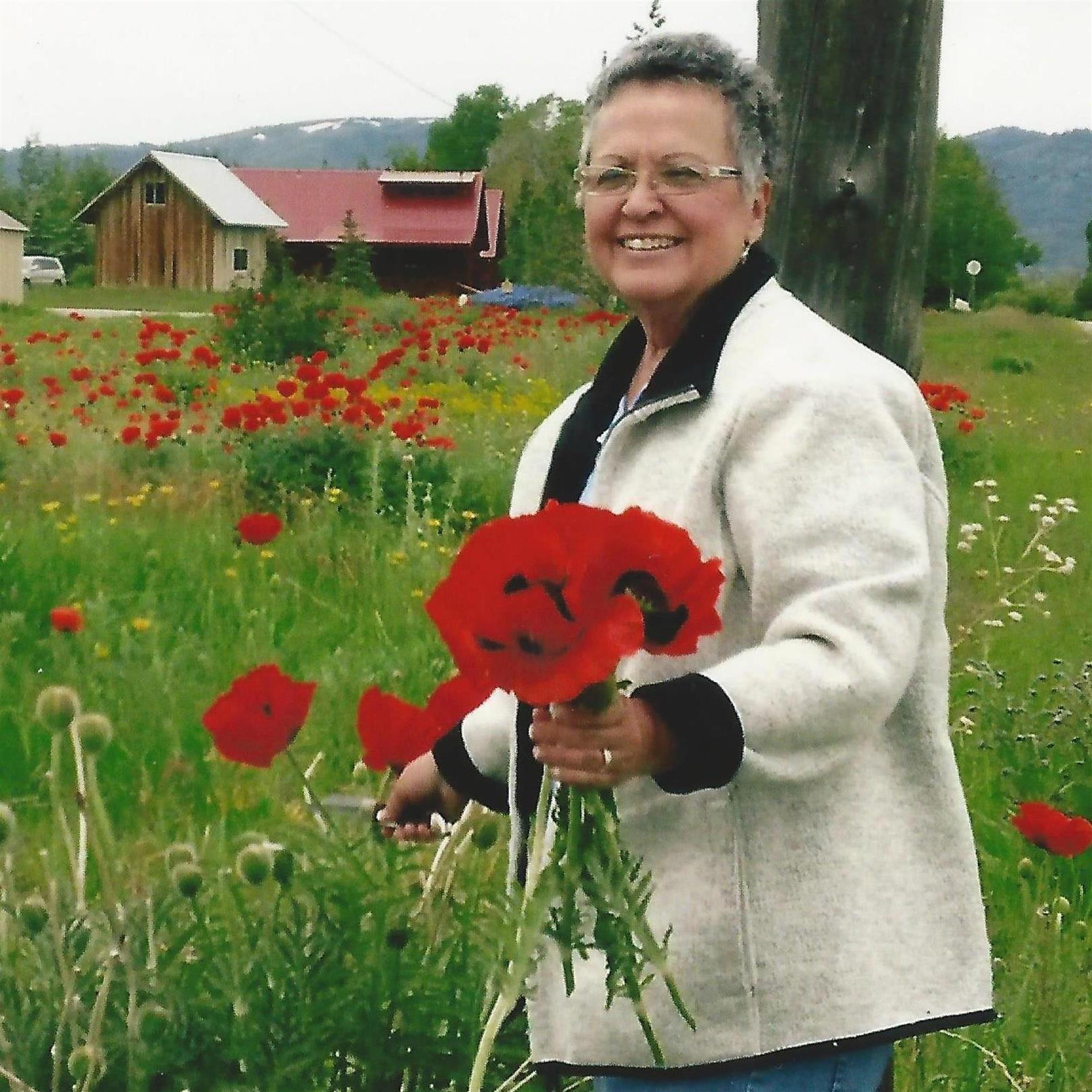 Titania 'Tanya' Amyx (Seymour)