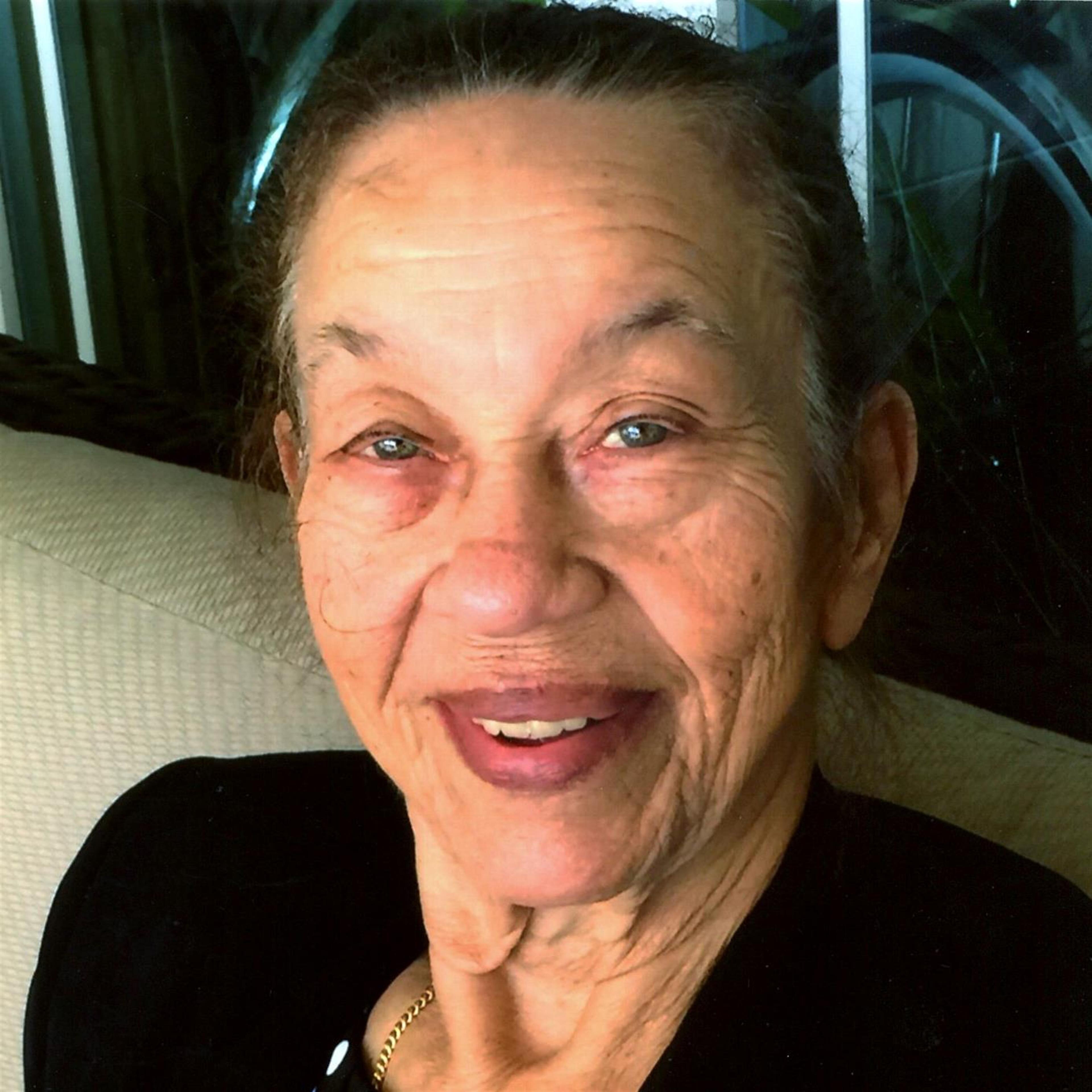 JOSEFINA TERAN