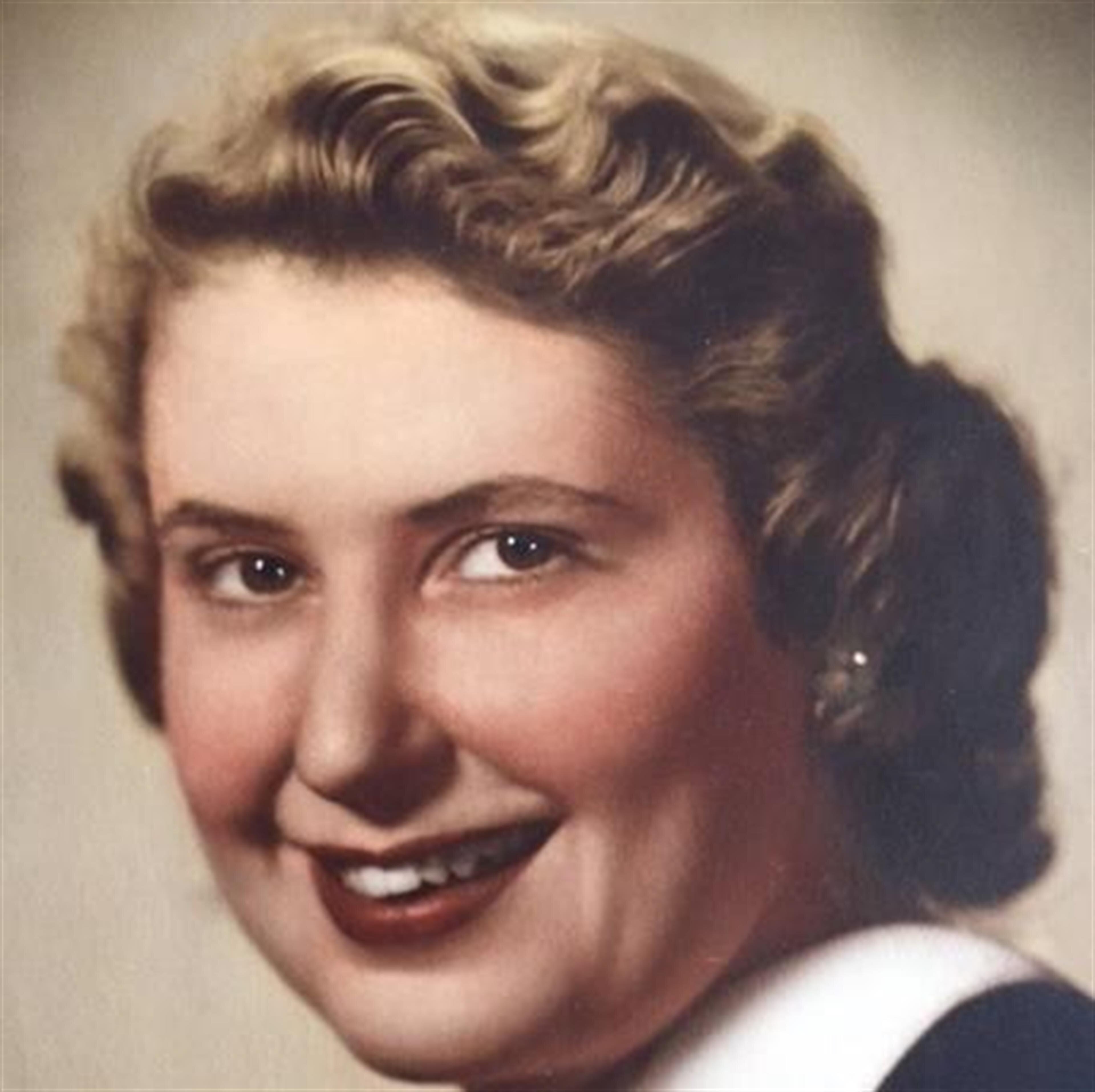 Nancy Straub