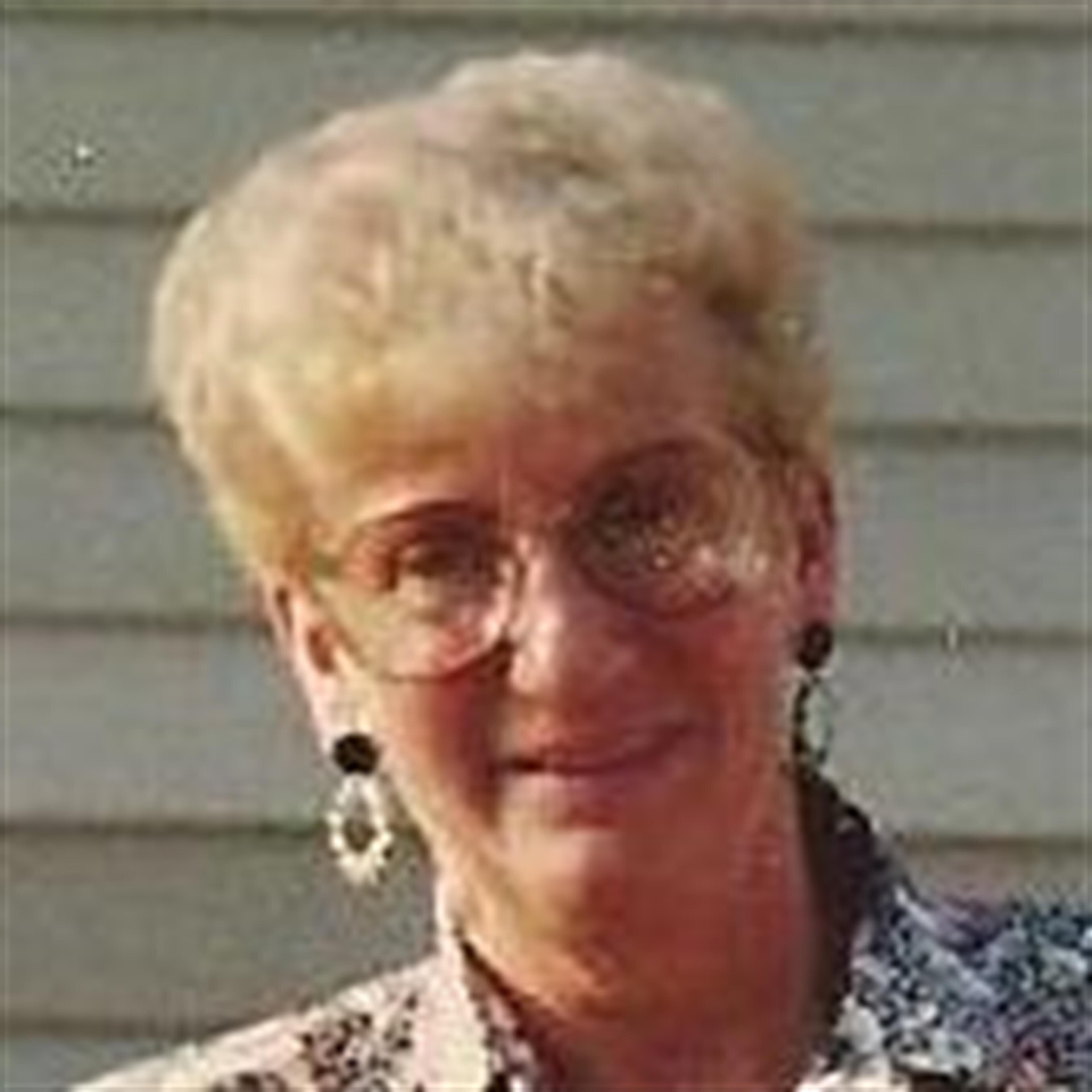 Beverly Jean  Lucken