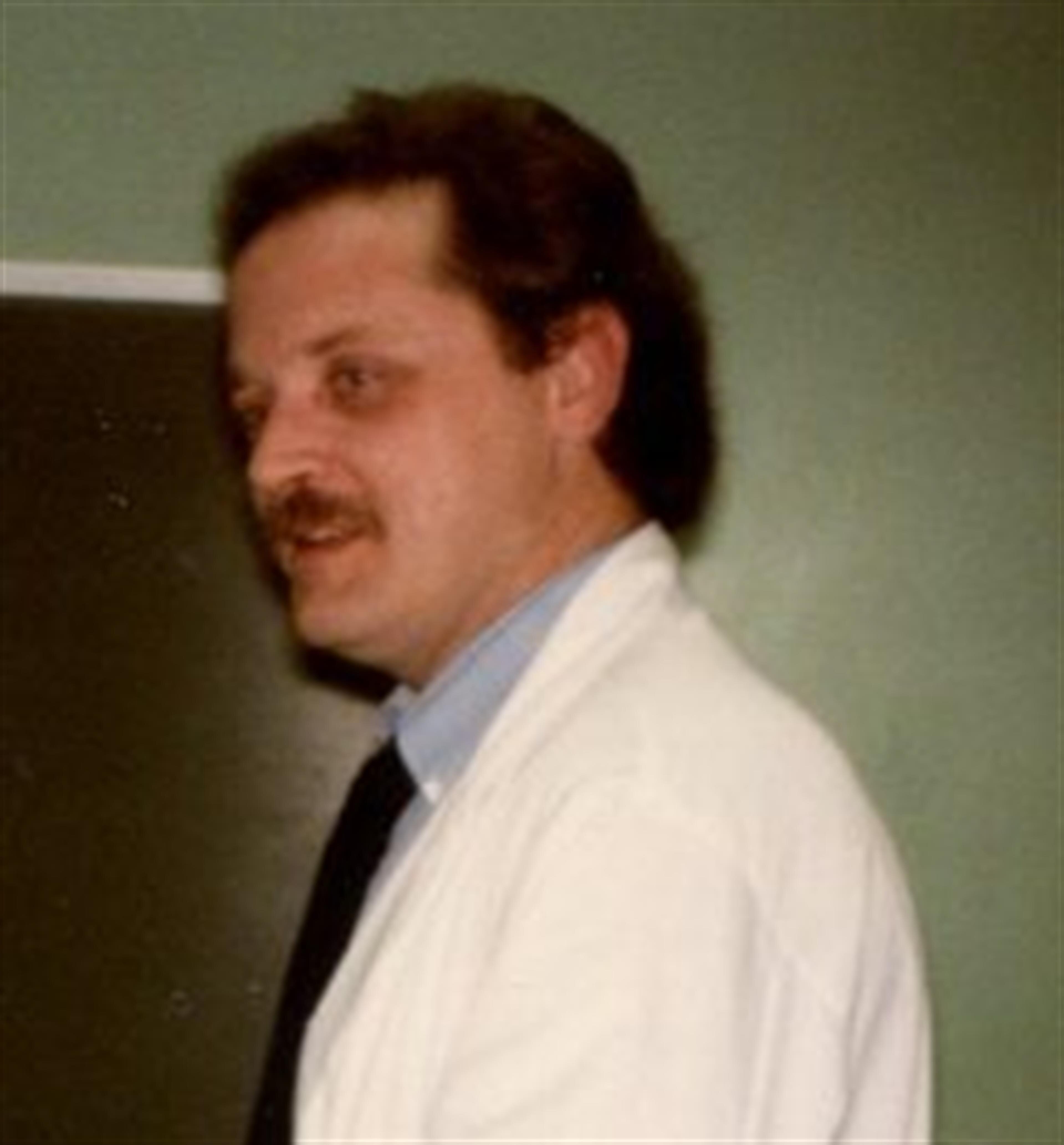 Dr. Mark  Himmelheber