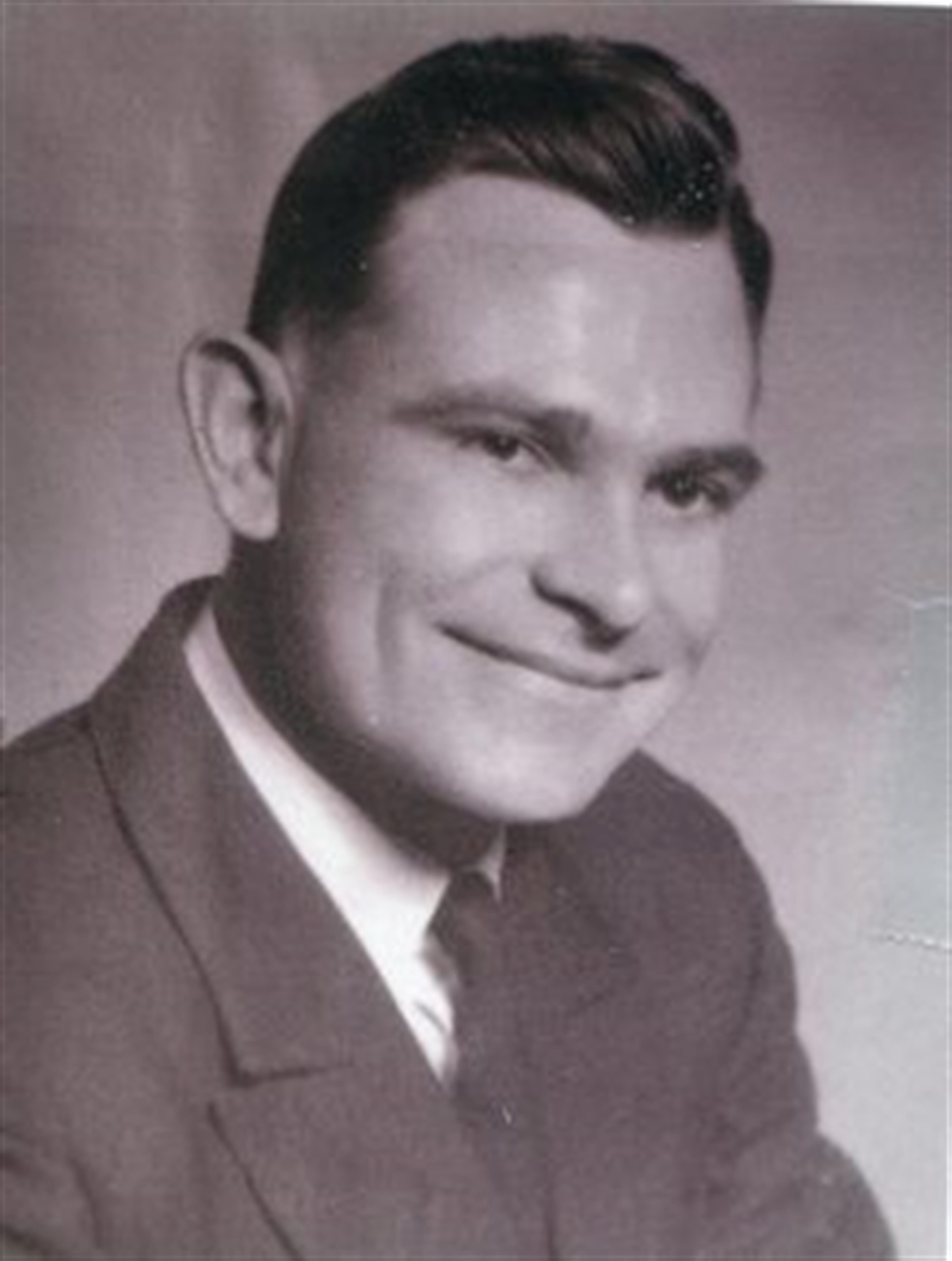 Sydney G Caslake