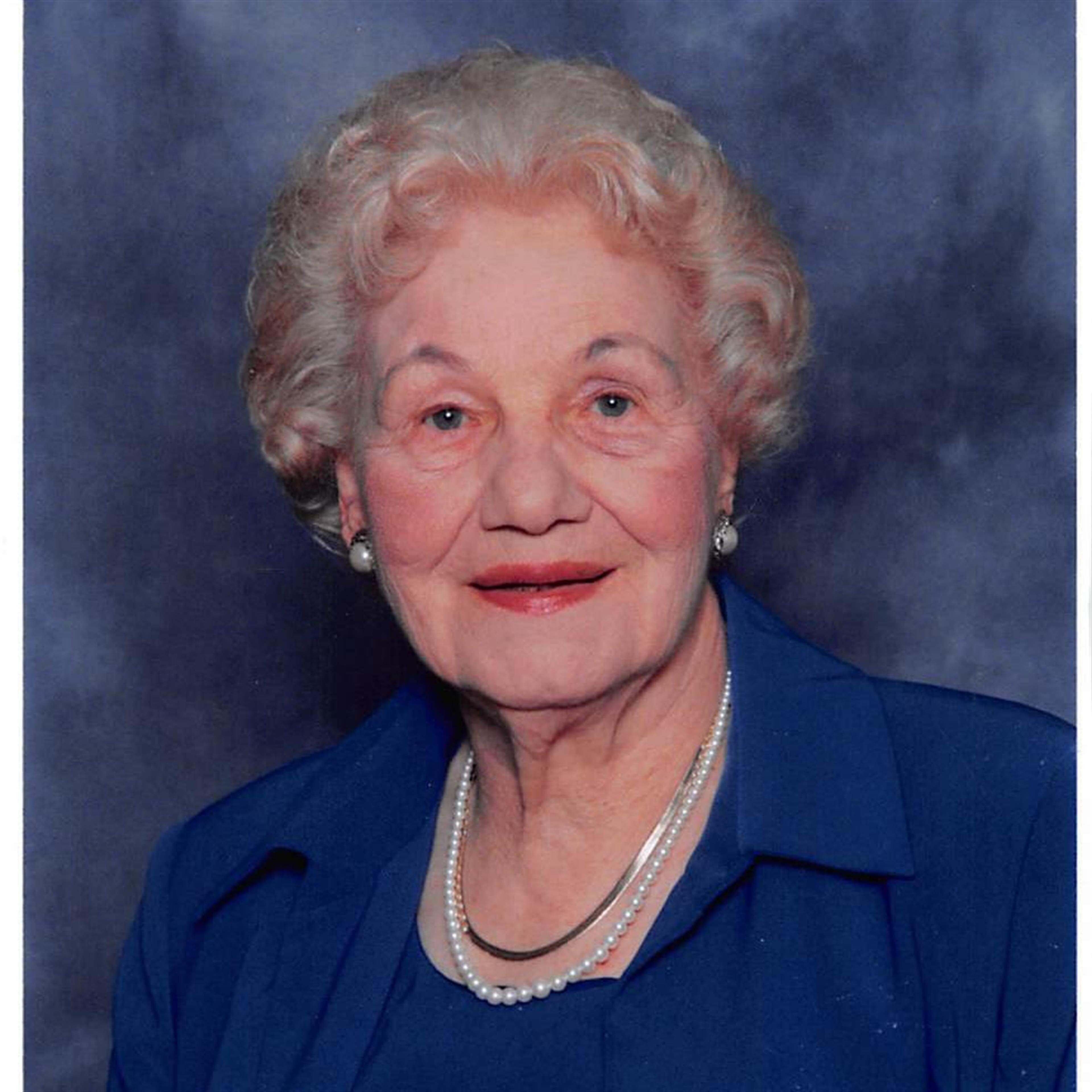 Mrs. Minnie Chalfant
