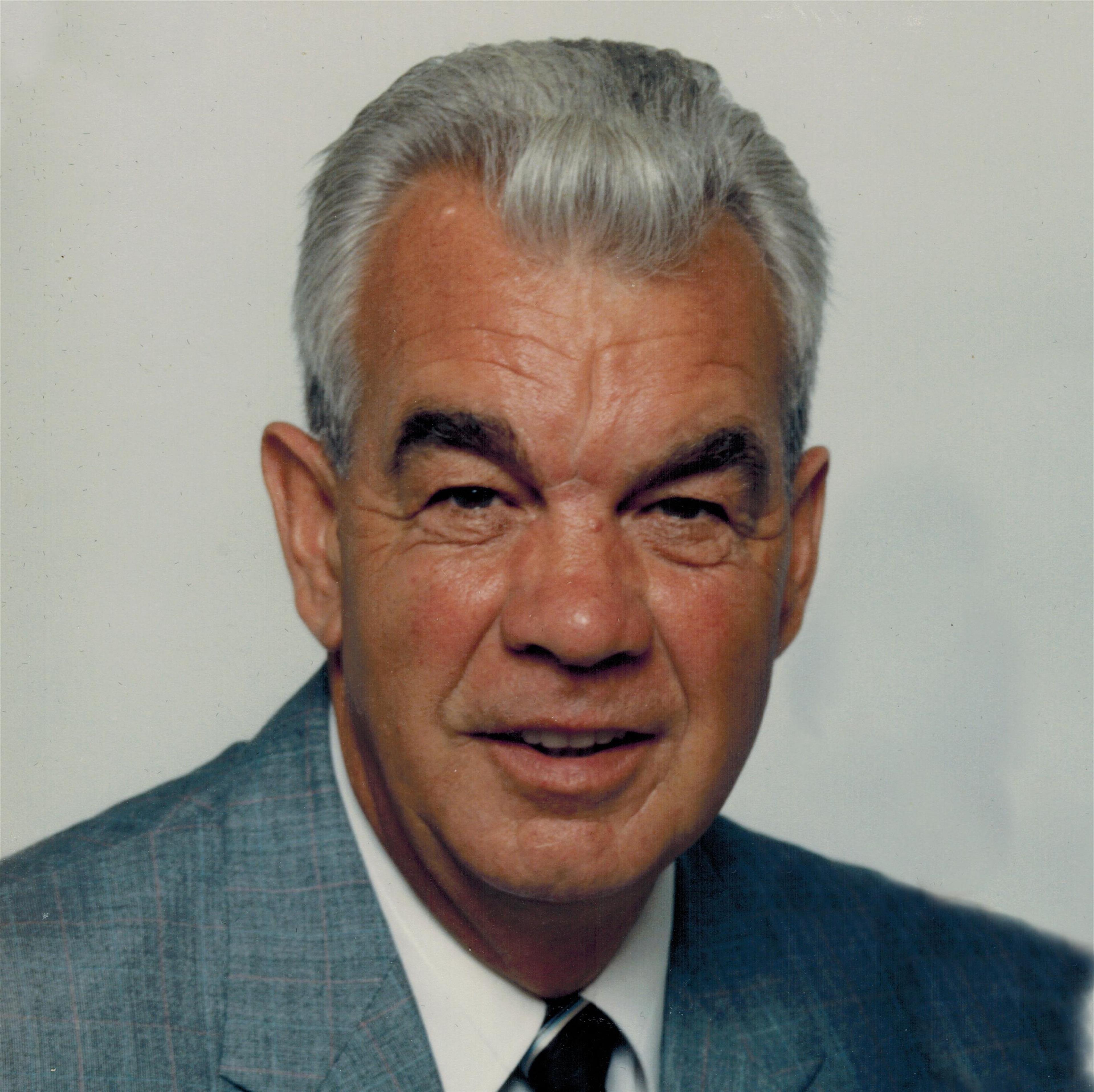 Bill A. Polly's obituary picture