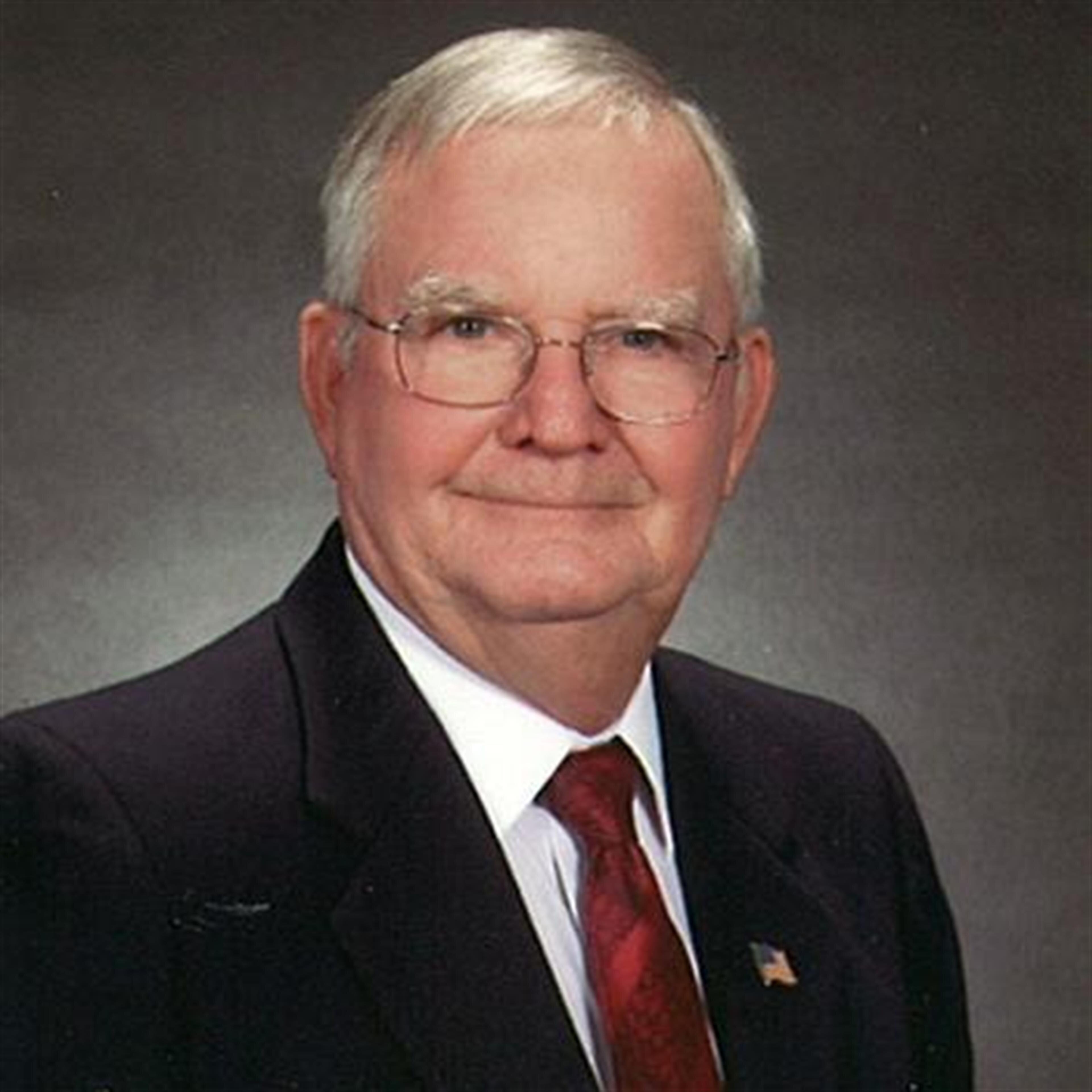 Carl Dee Mahr