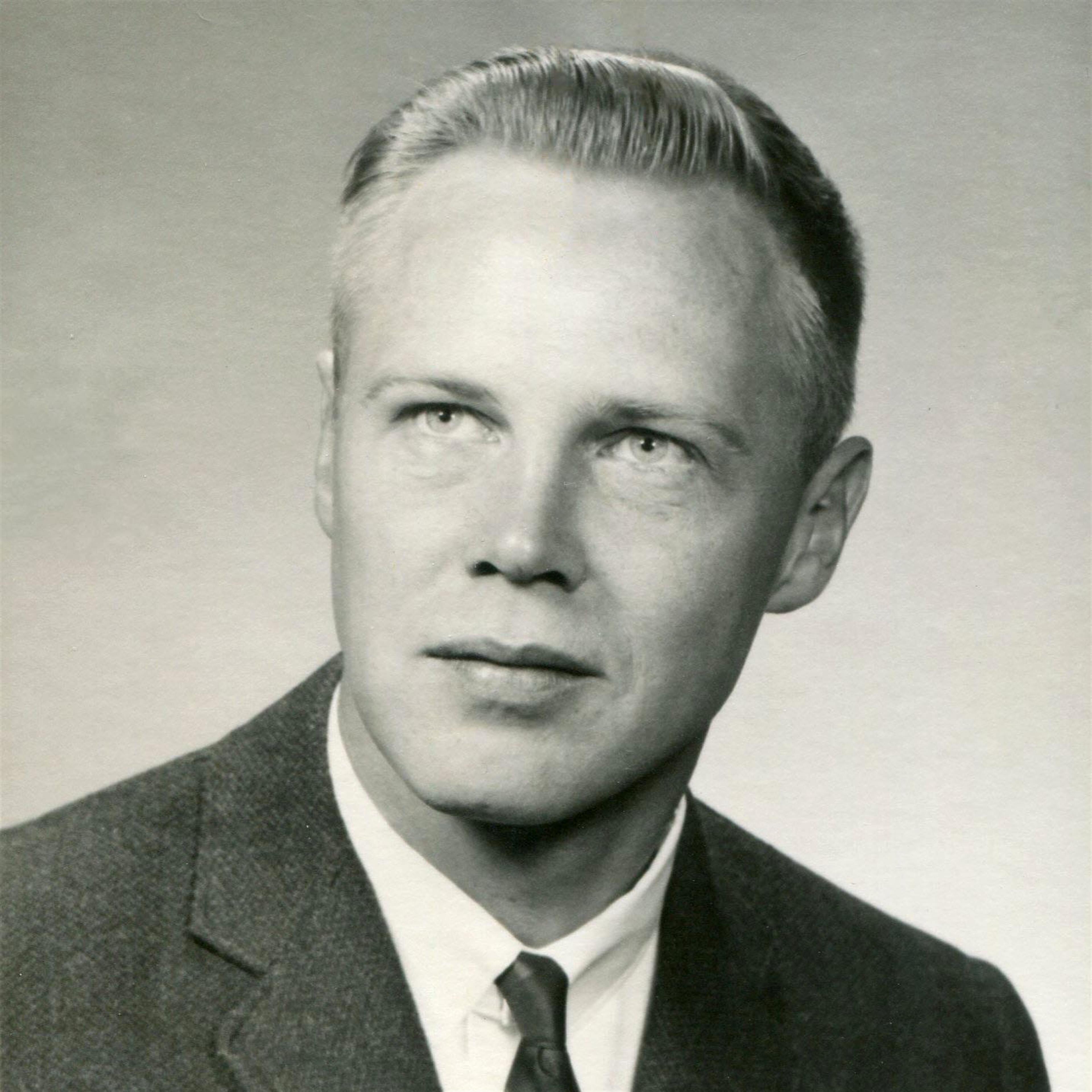 Mr. Thomas T. Mortenson