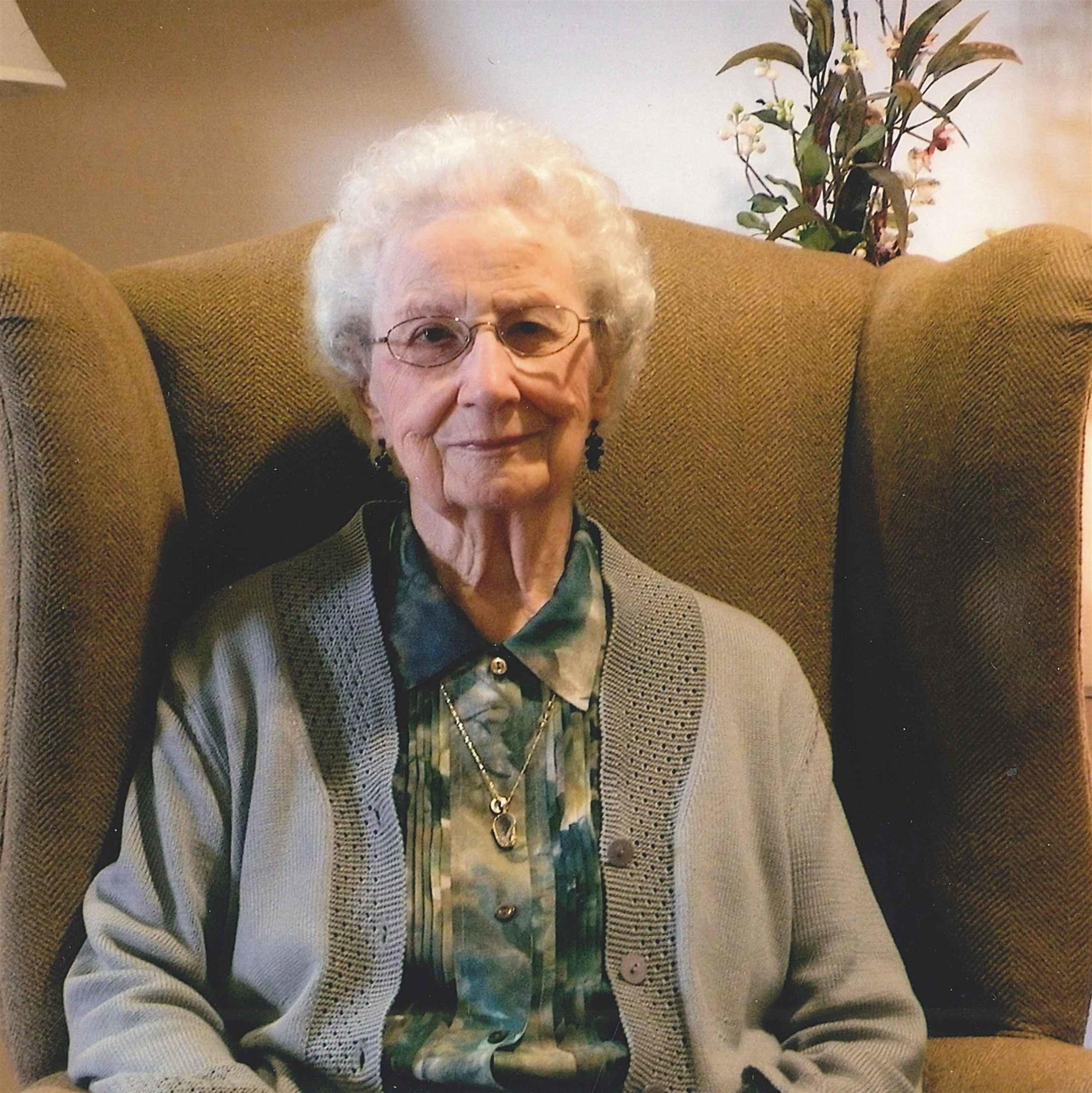Carole Eileen Grahl