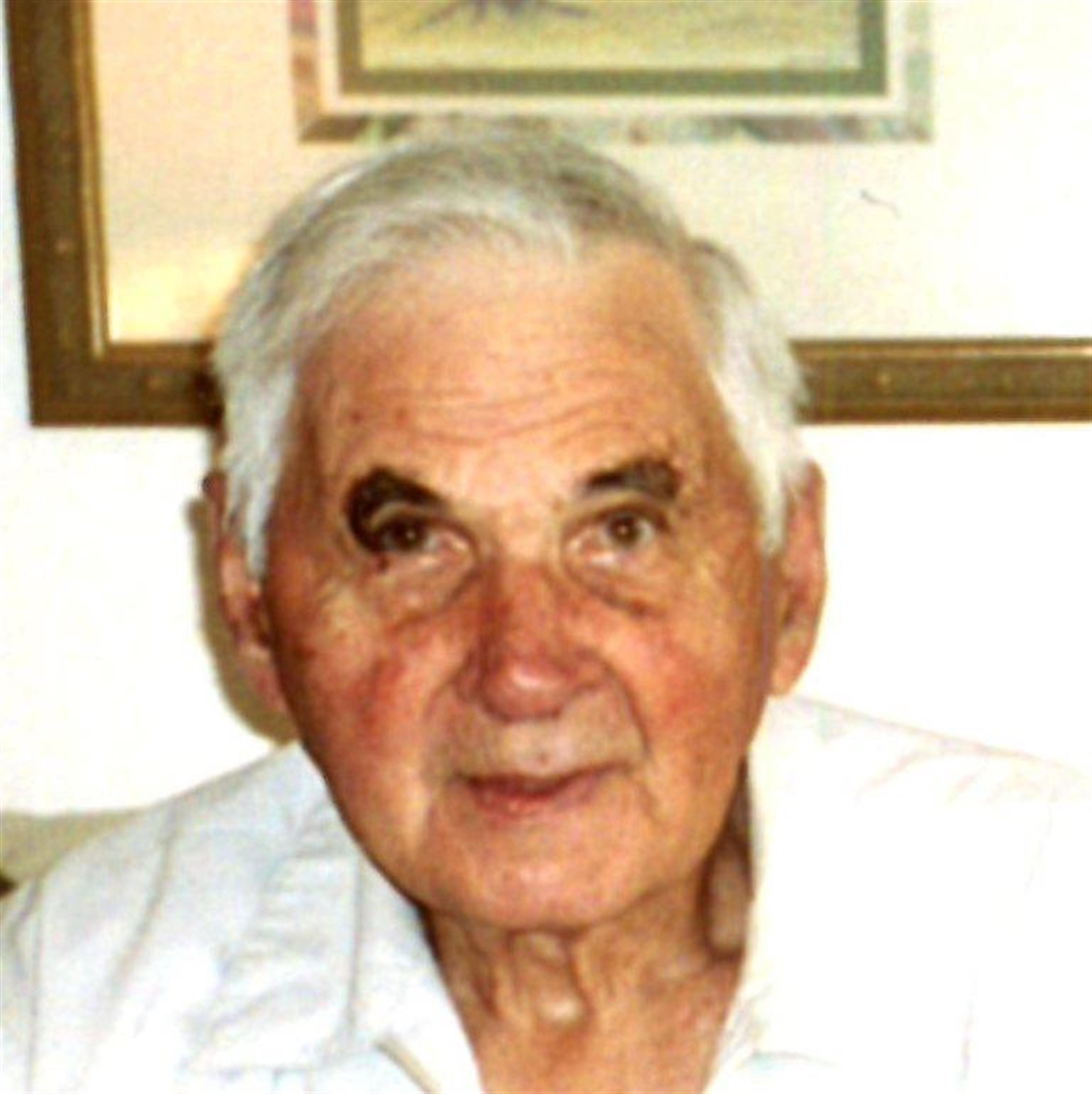 Ray D Eshelman