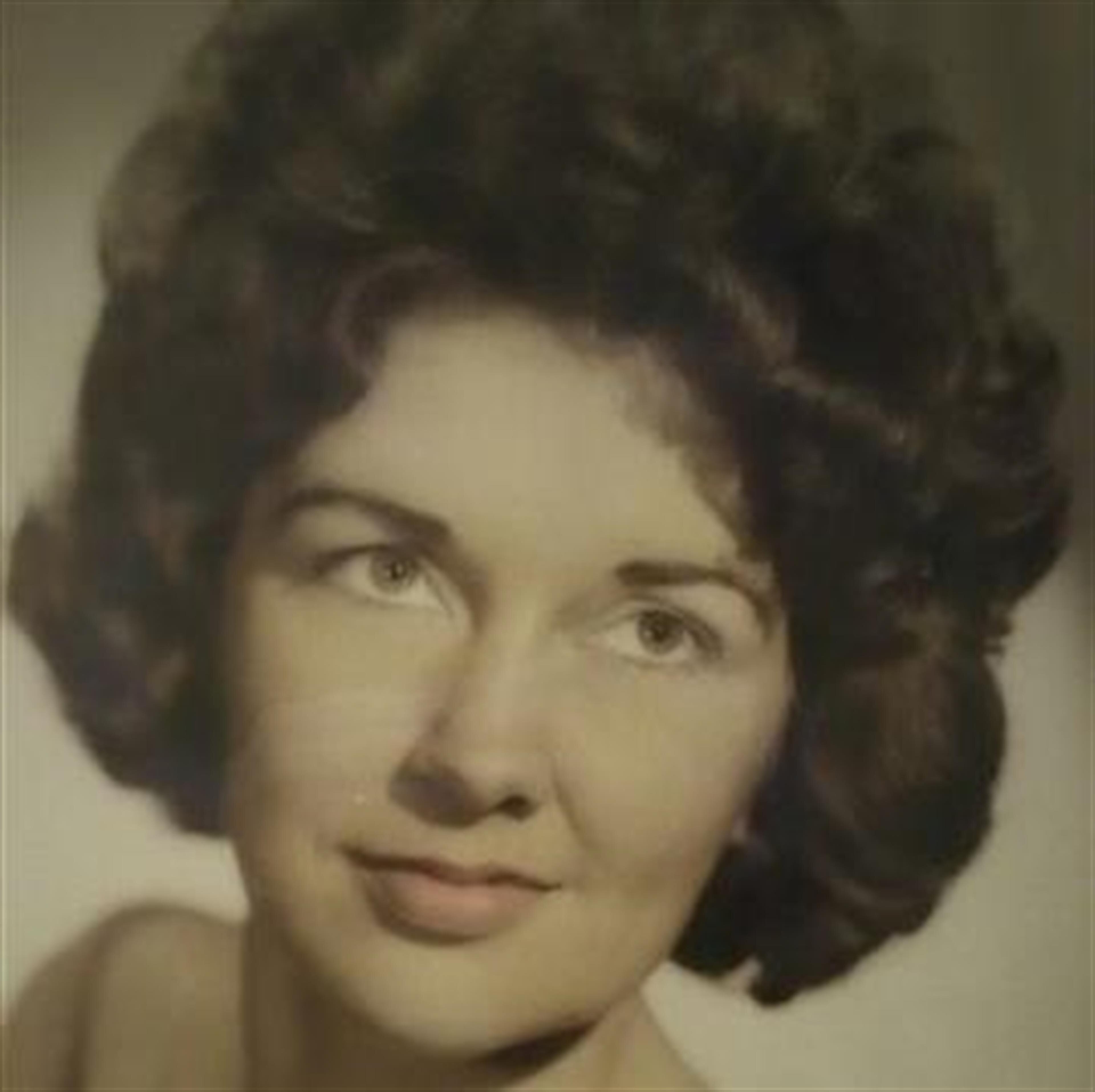 Vera Maxine Adamson (Hartville)