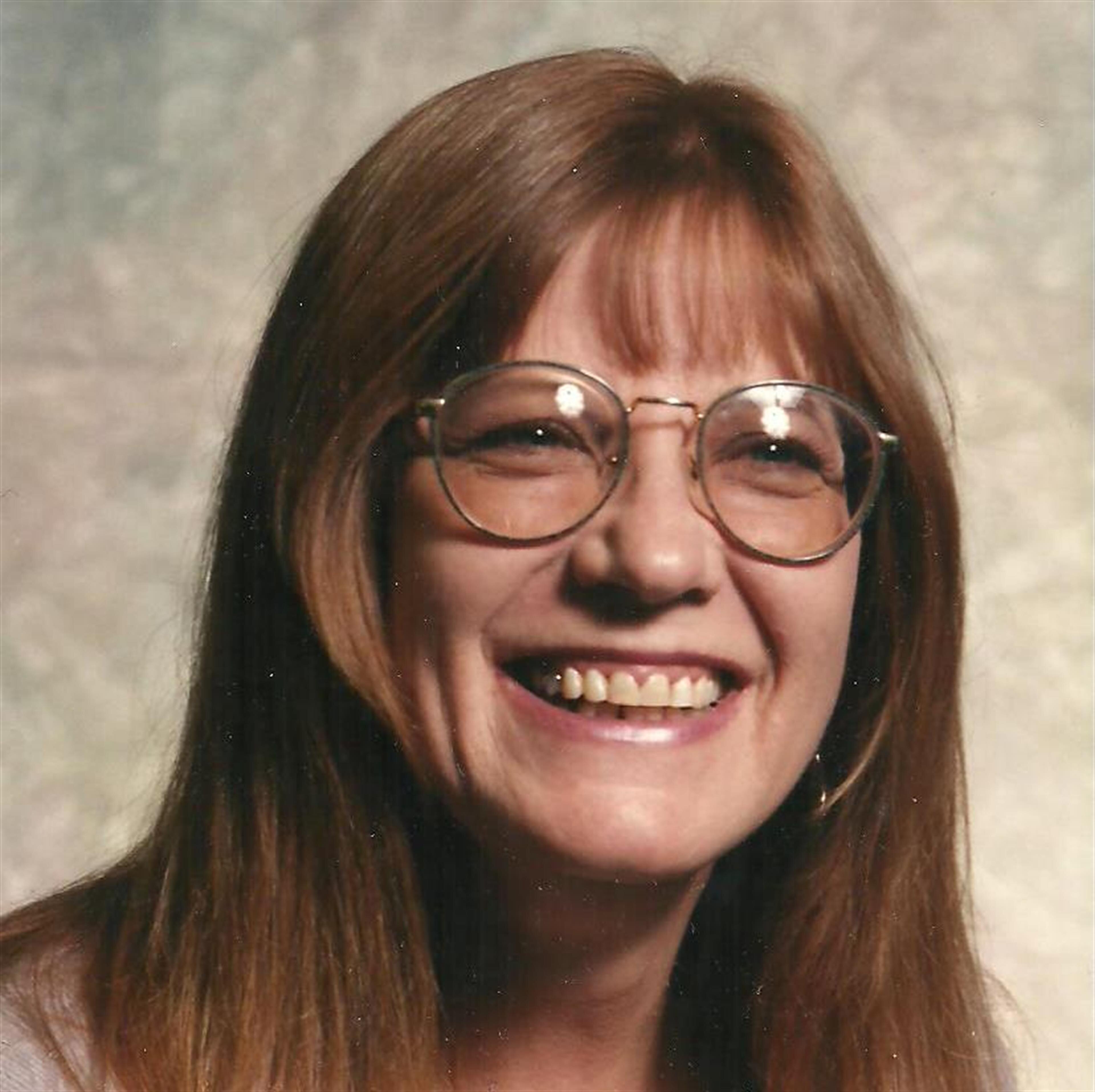 Charmaine "Chari" Melvin