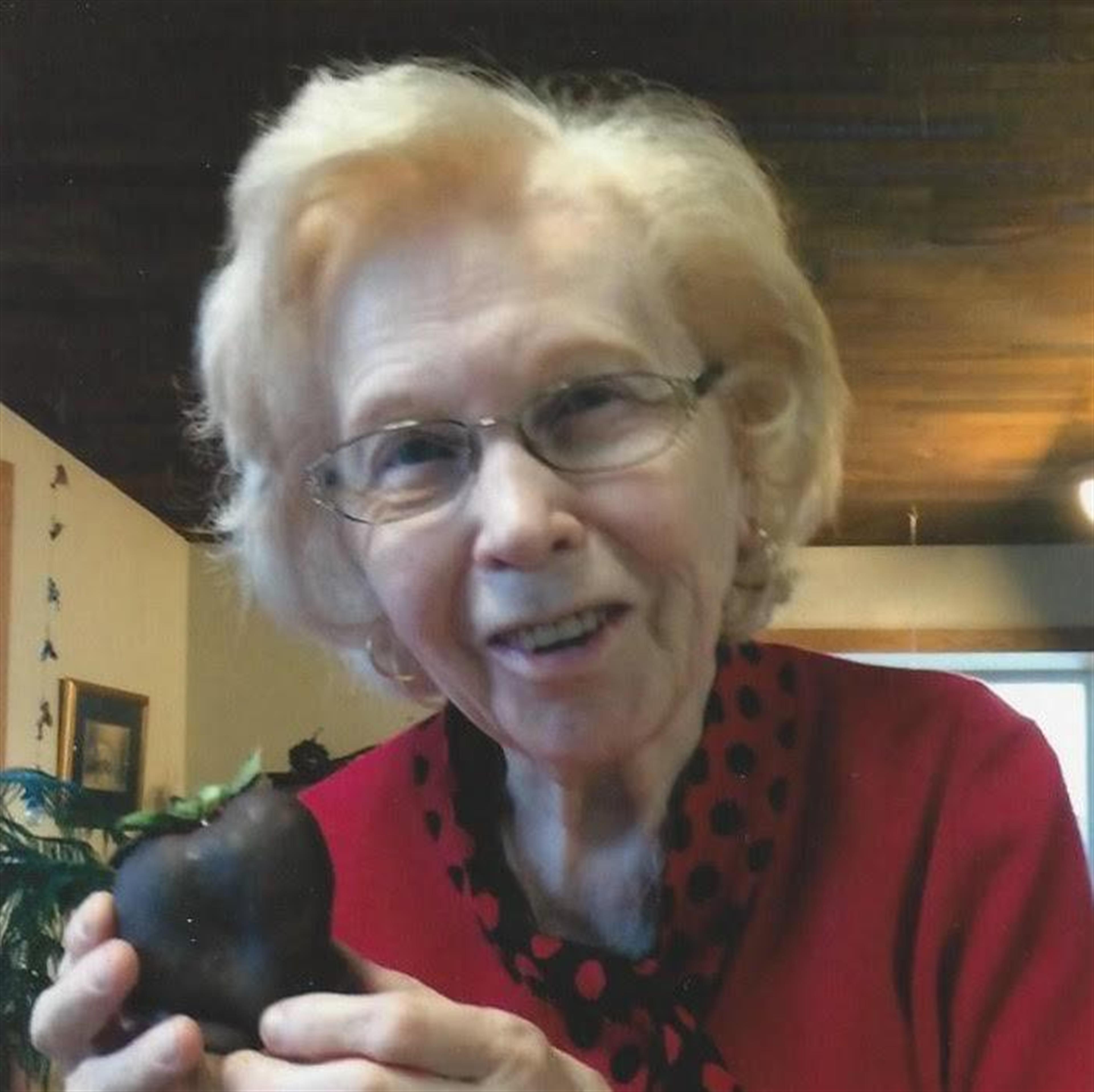 Caroline Brezoff's obituary picture