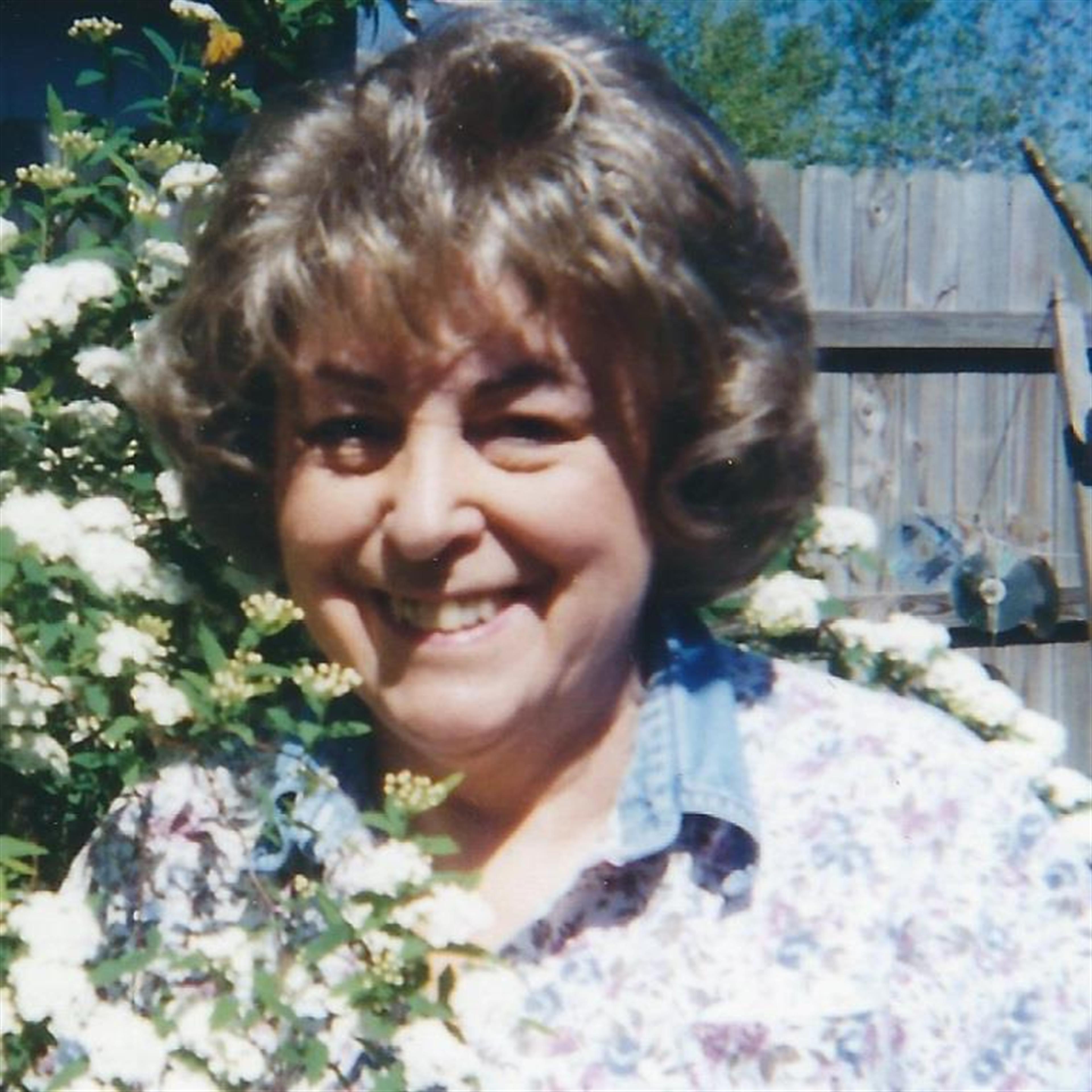 Mrs.  Marion Dale Landers