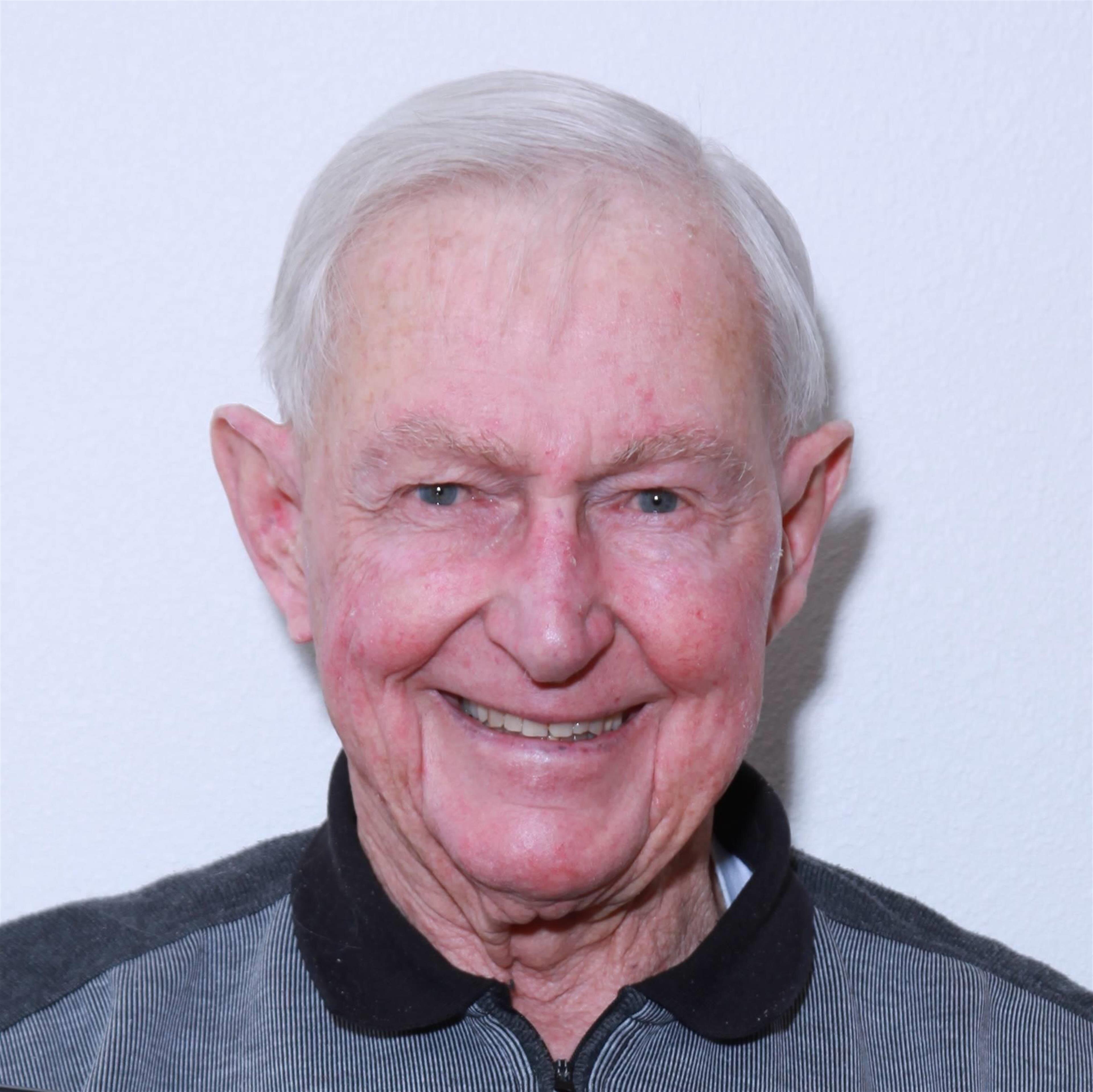 Robert A Comfort Sr