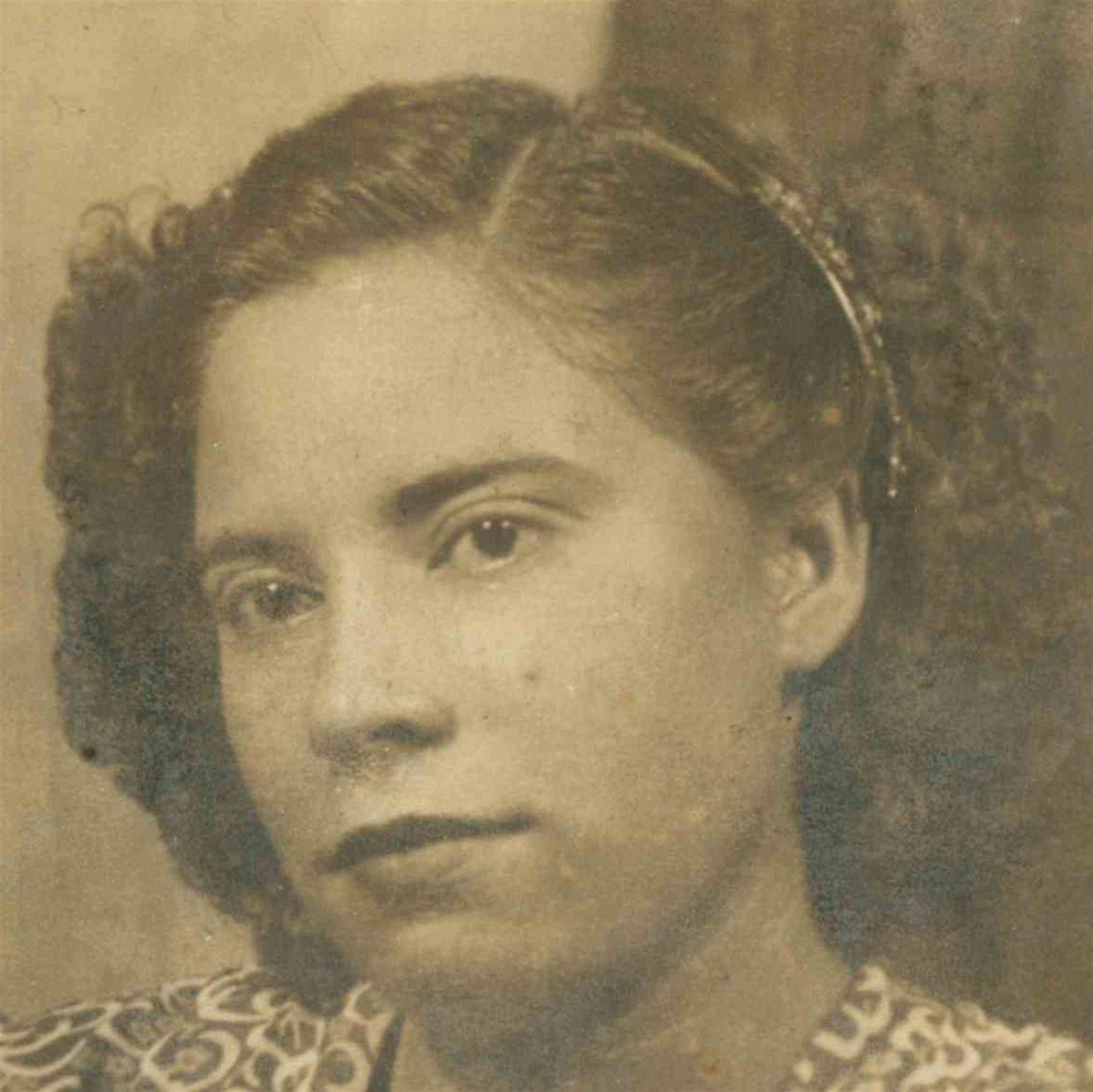 Juanita G Martinez