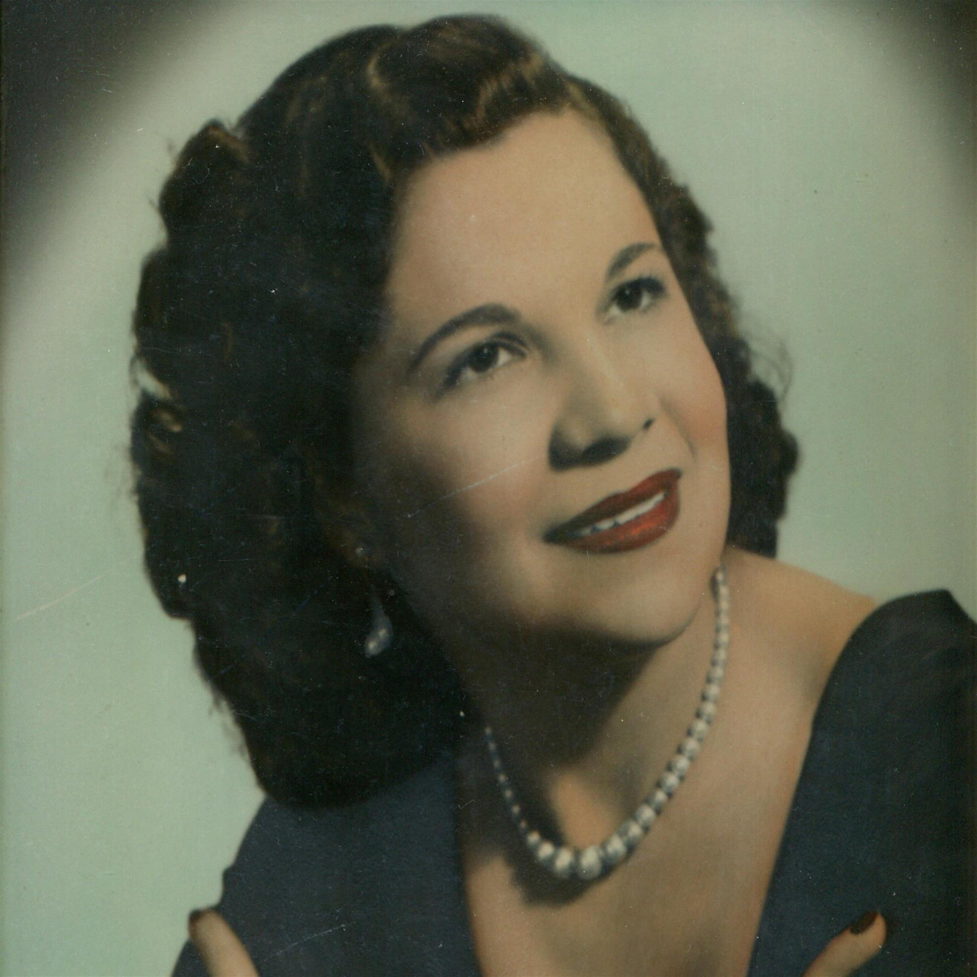 LOUISE GONZALEZ