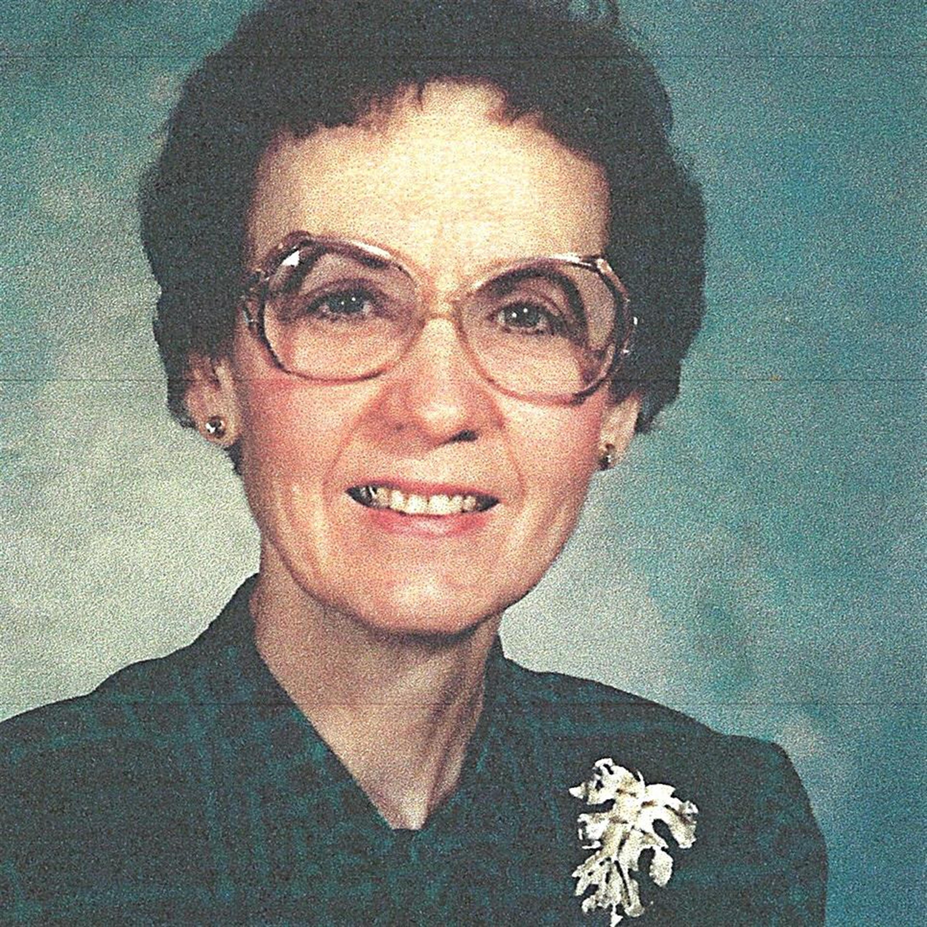 Stella  June "Bruce" Gray