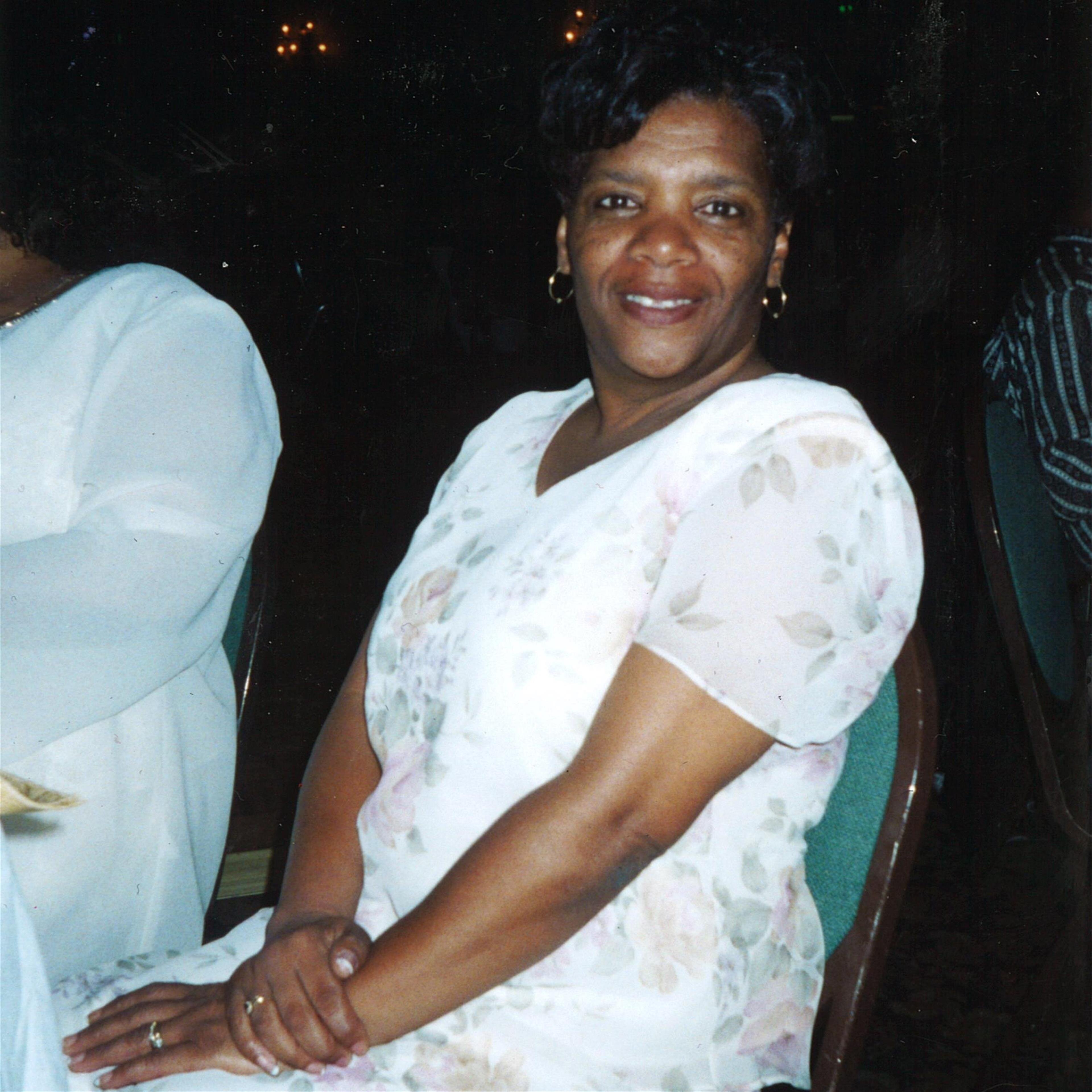 Betty Louise Adams
