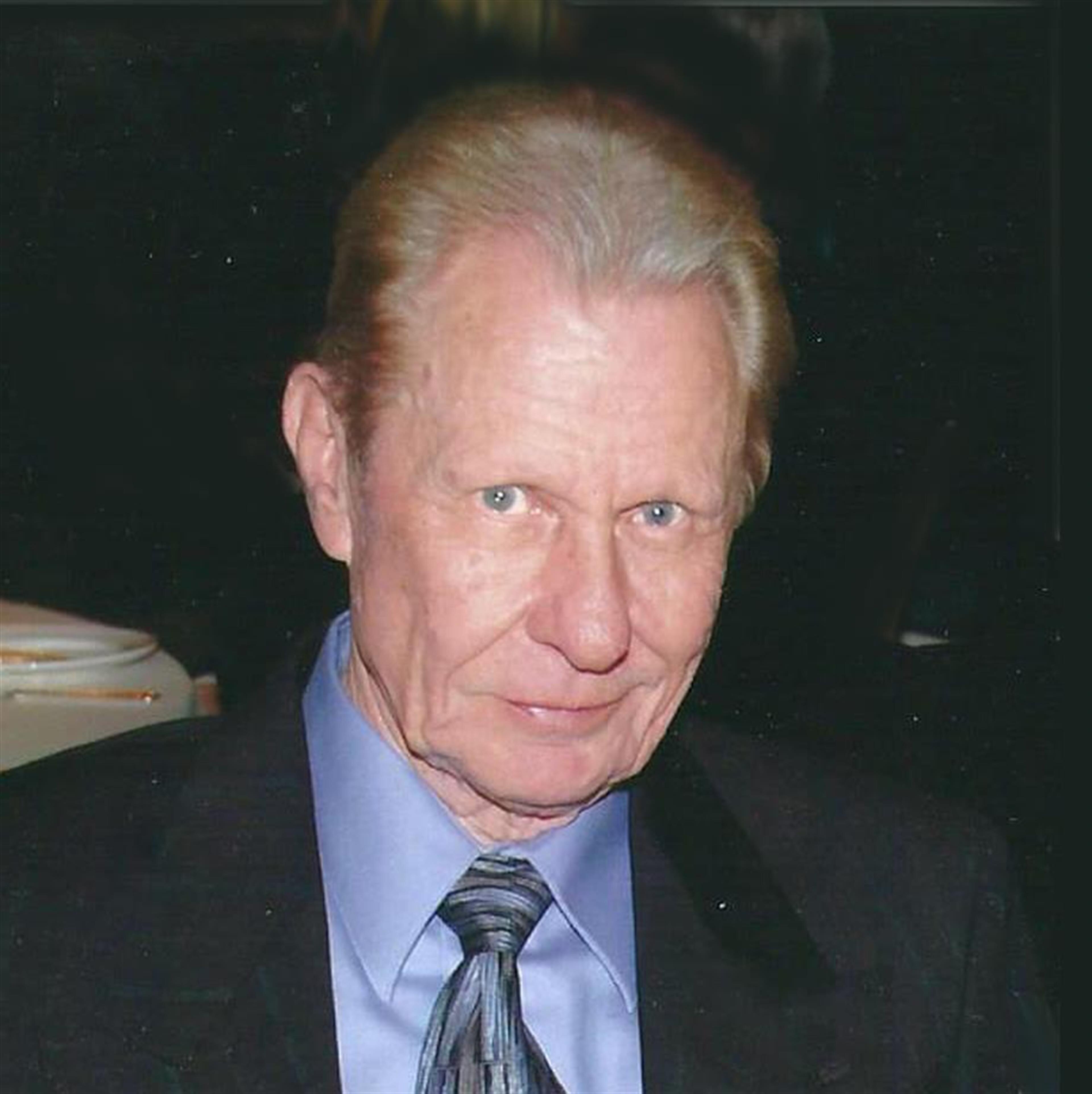 Douglas Brundige 