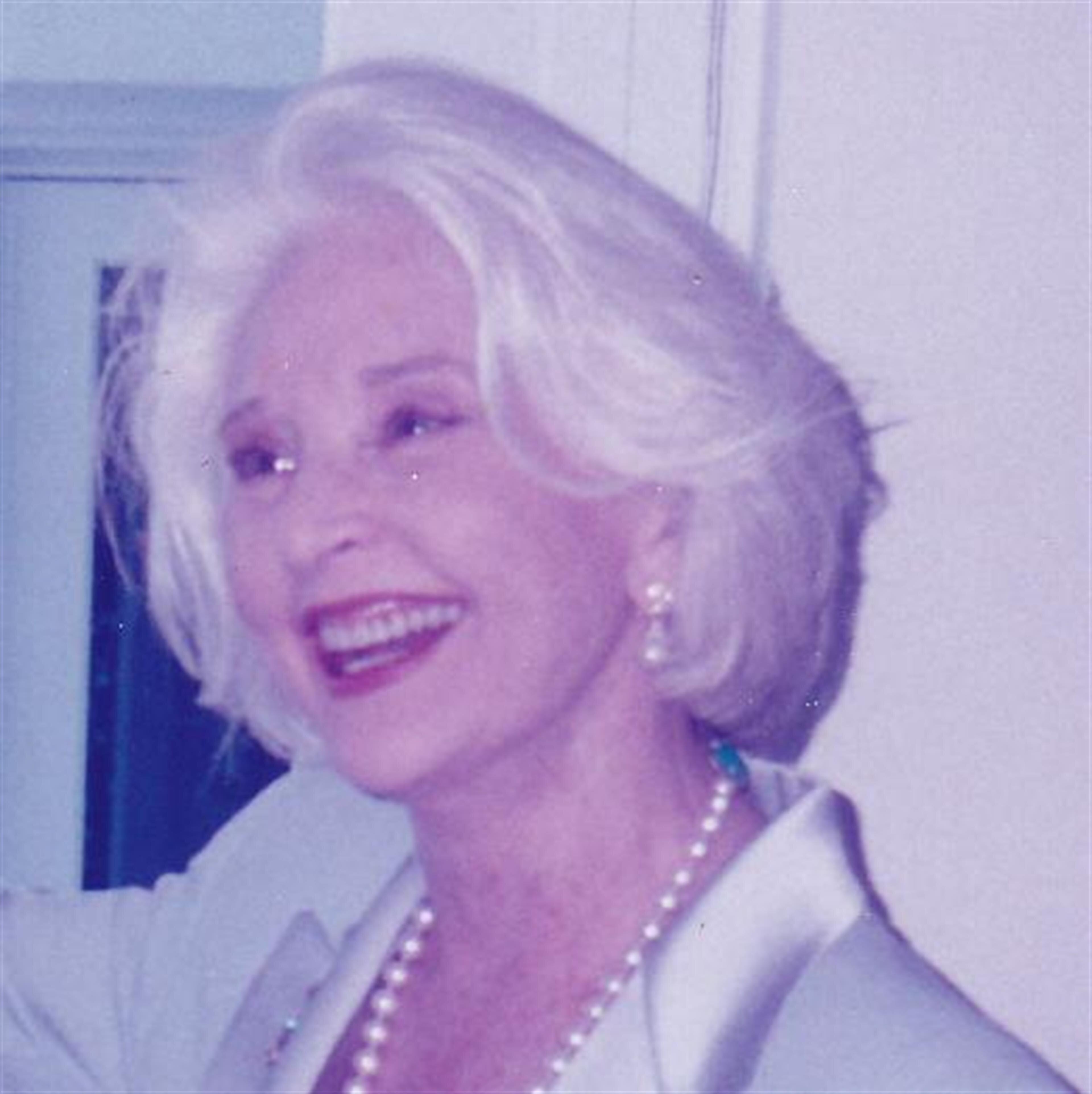 MARY MCFALL DE GUNZBURG