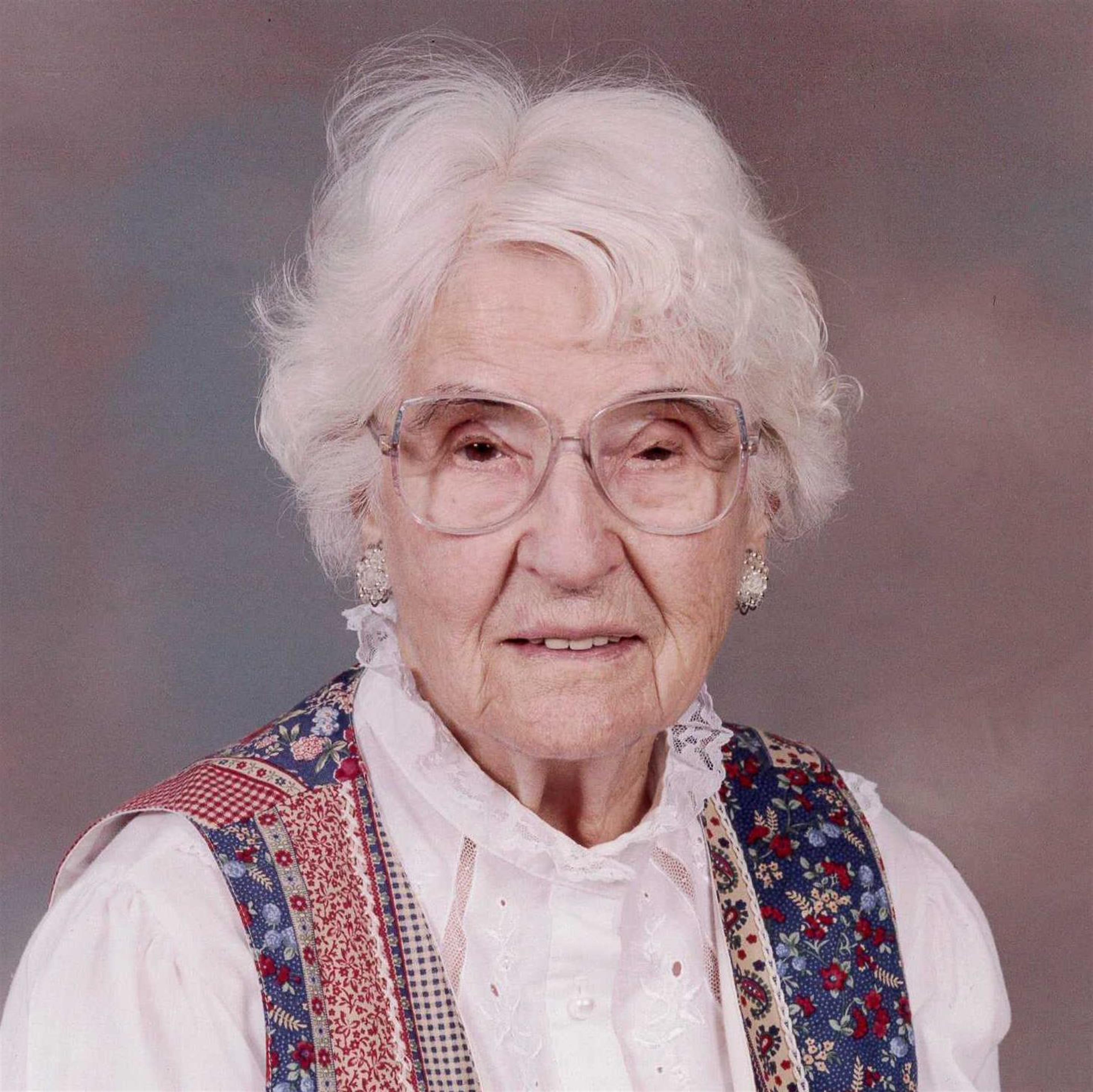 Helen Z. Crossman's obituary picture