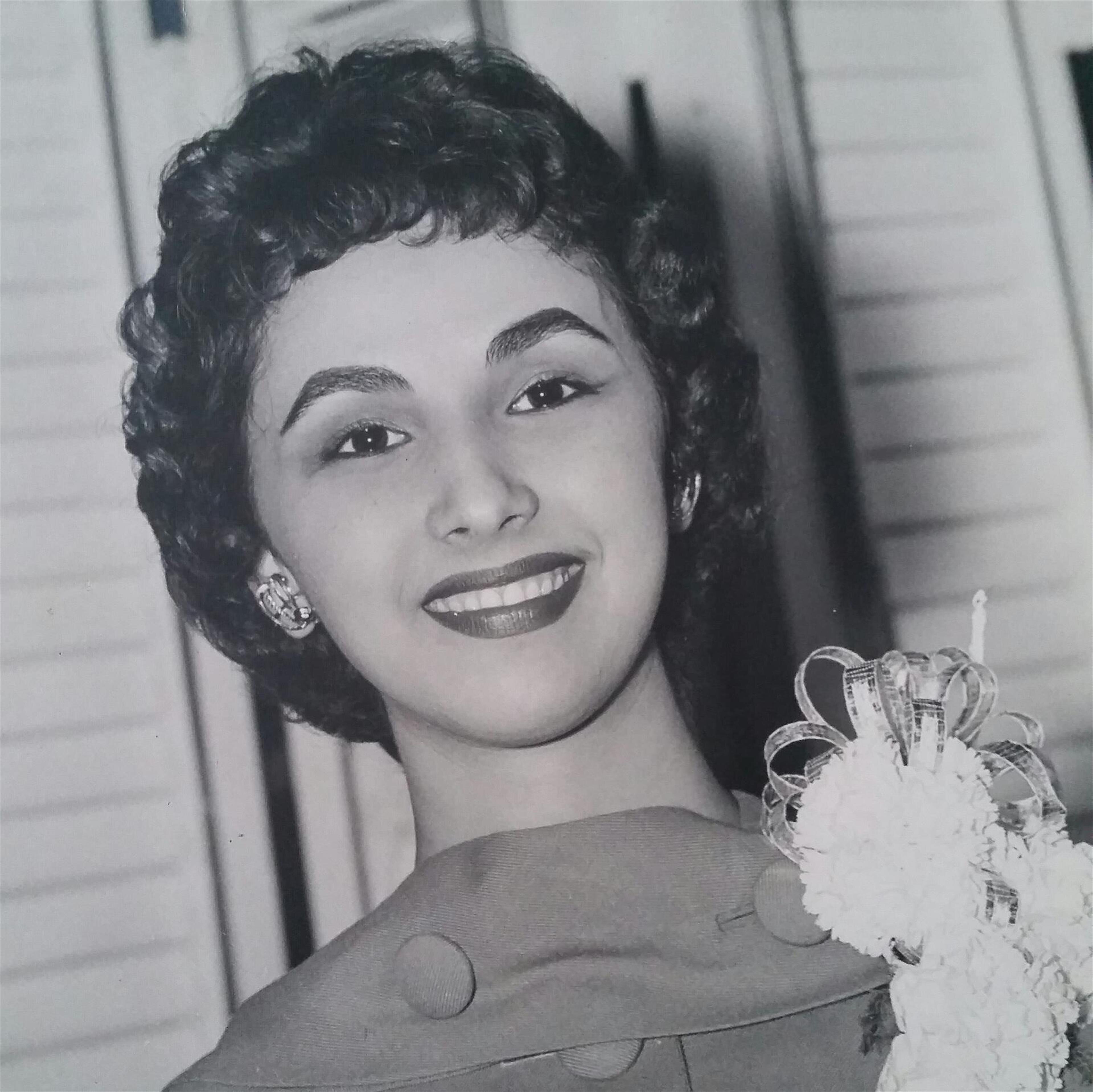 Gloria Maya