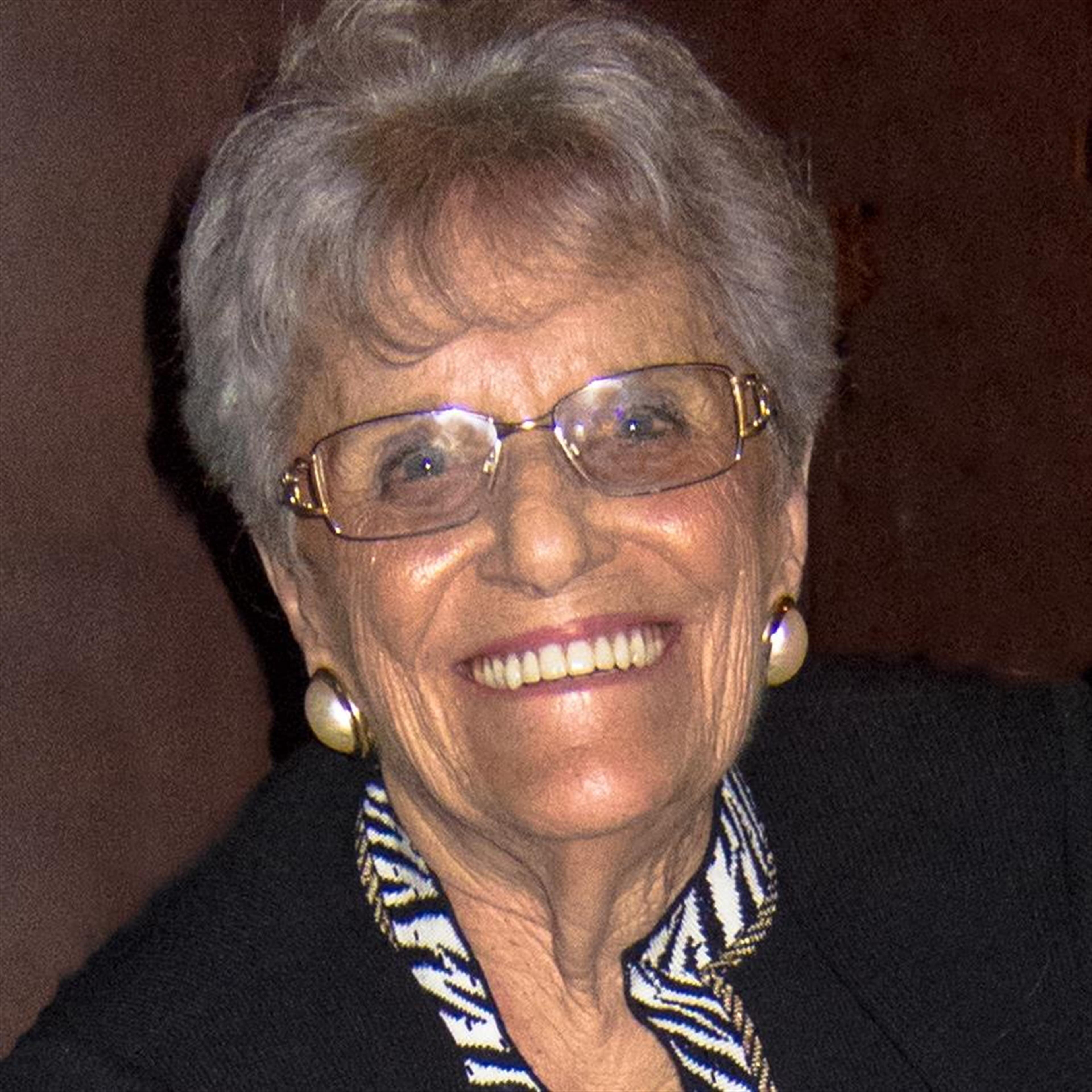 Saralyne Papy Feinberg