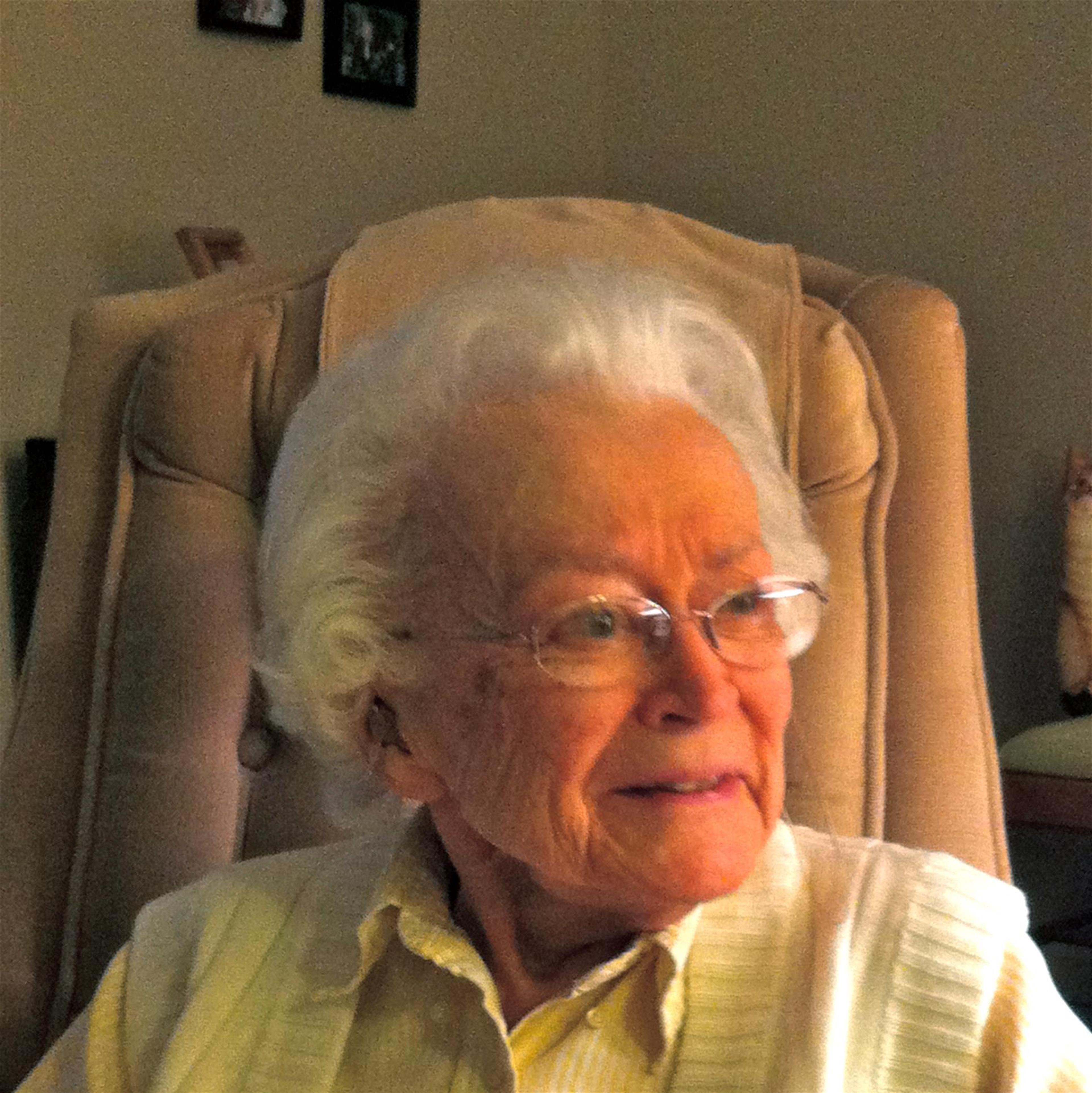 Mary L. Giesy's obituary picture