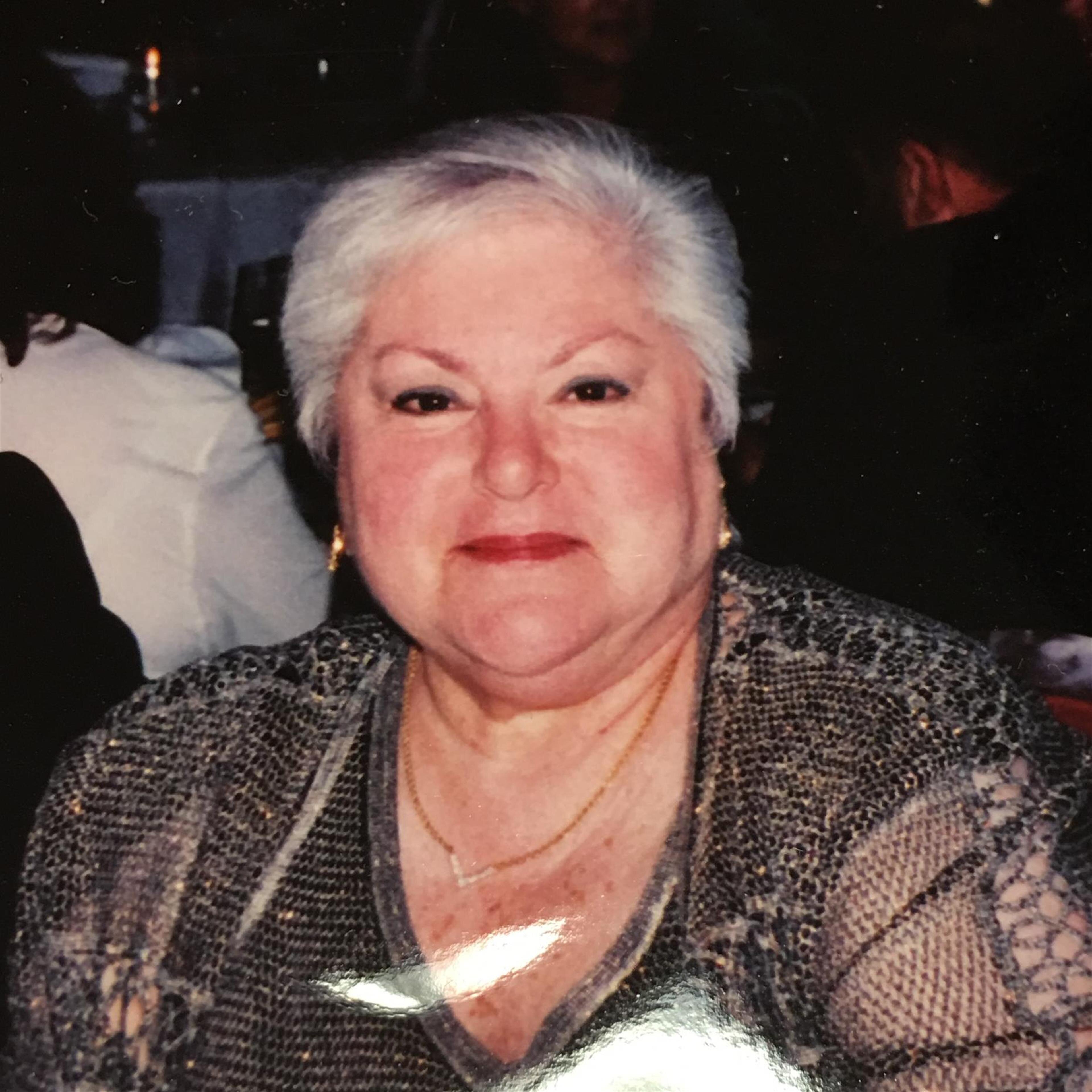 Sandra Holtzman