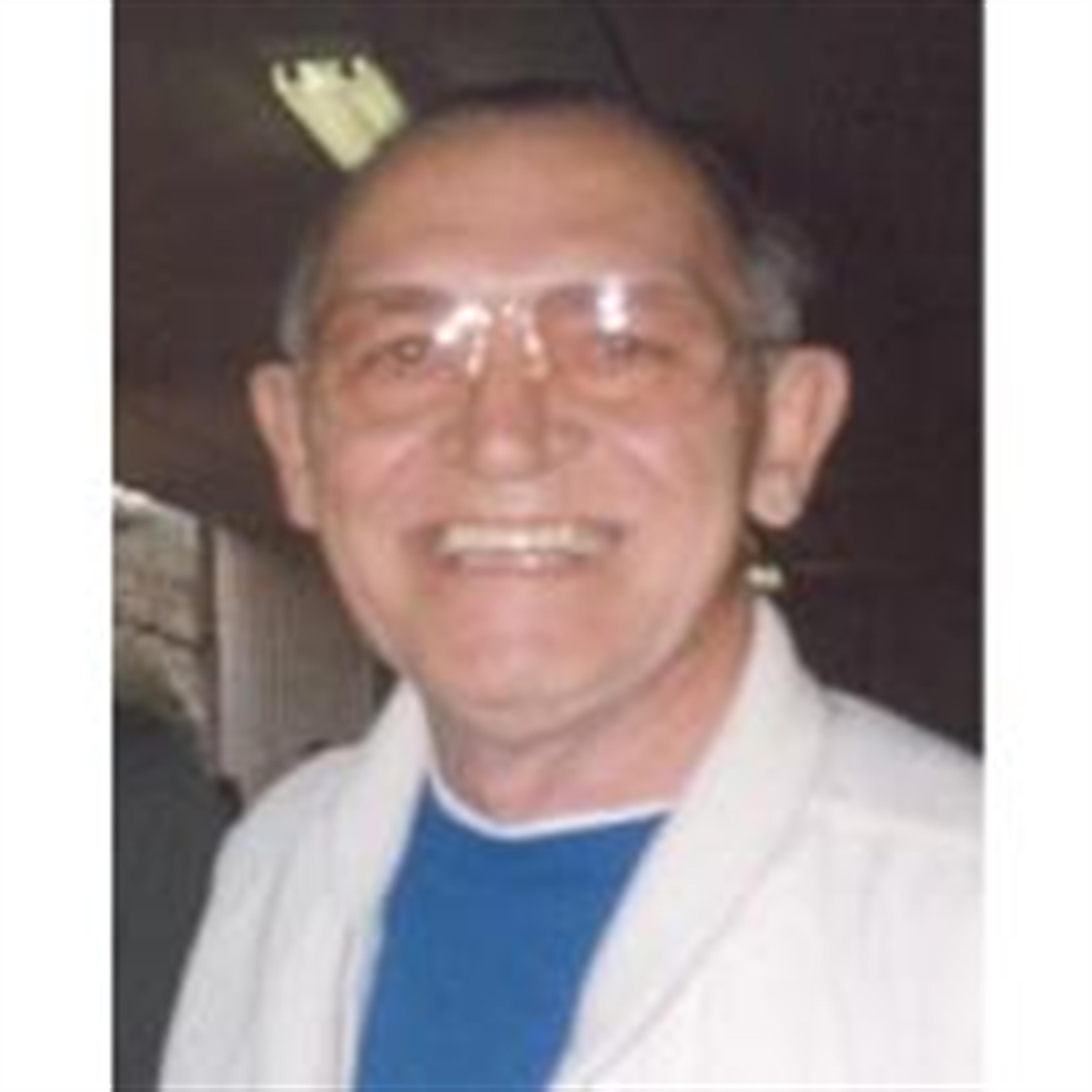 Lloyd Iams,Sr.