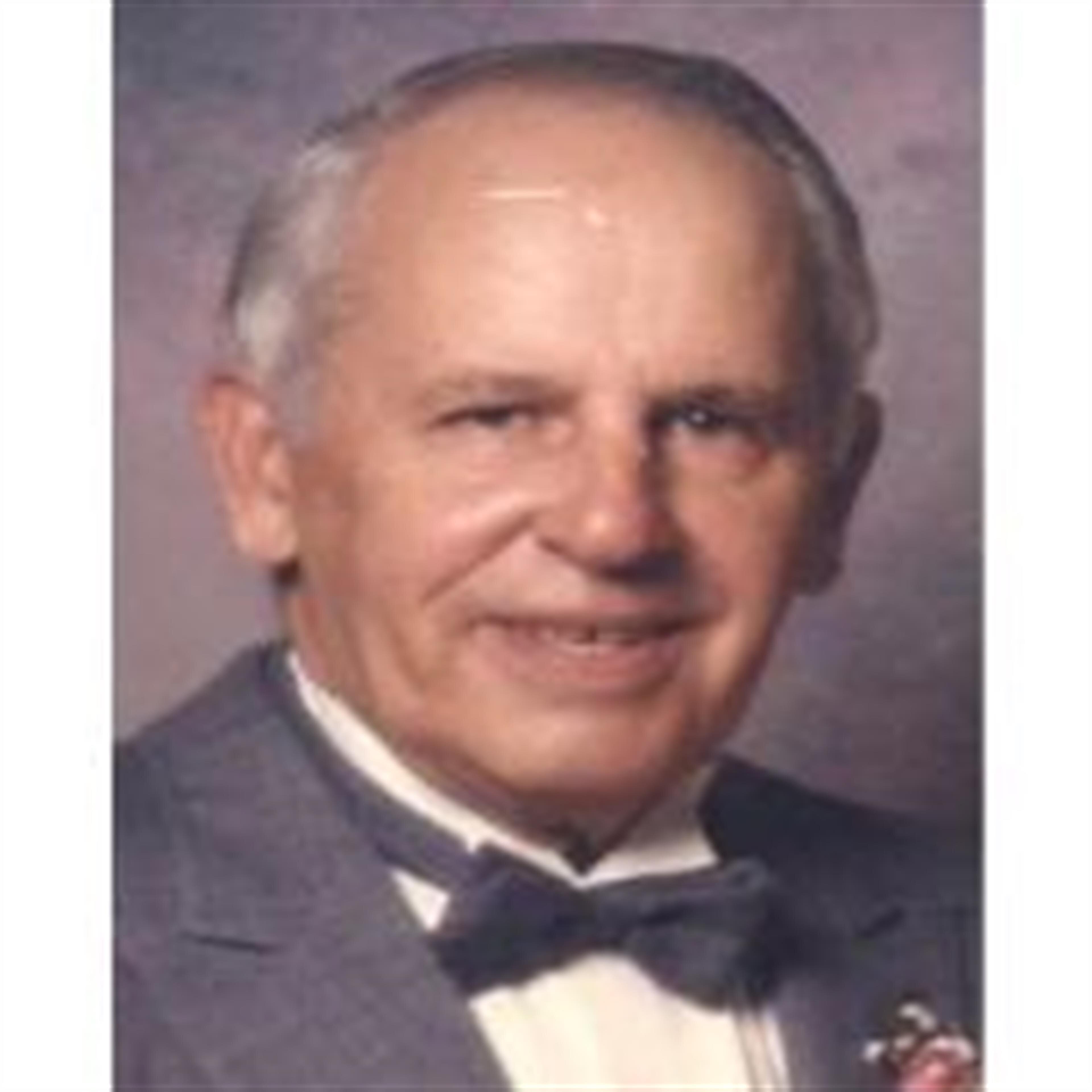 Robert L. Blais