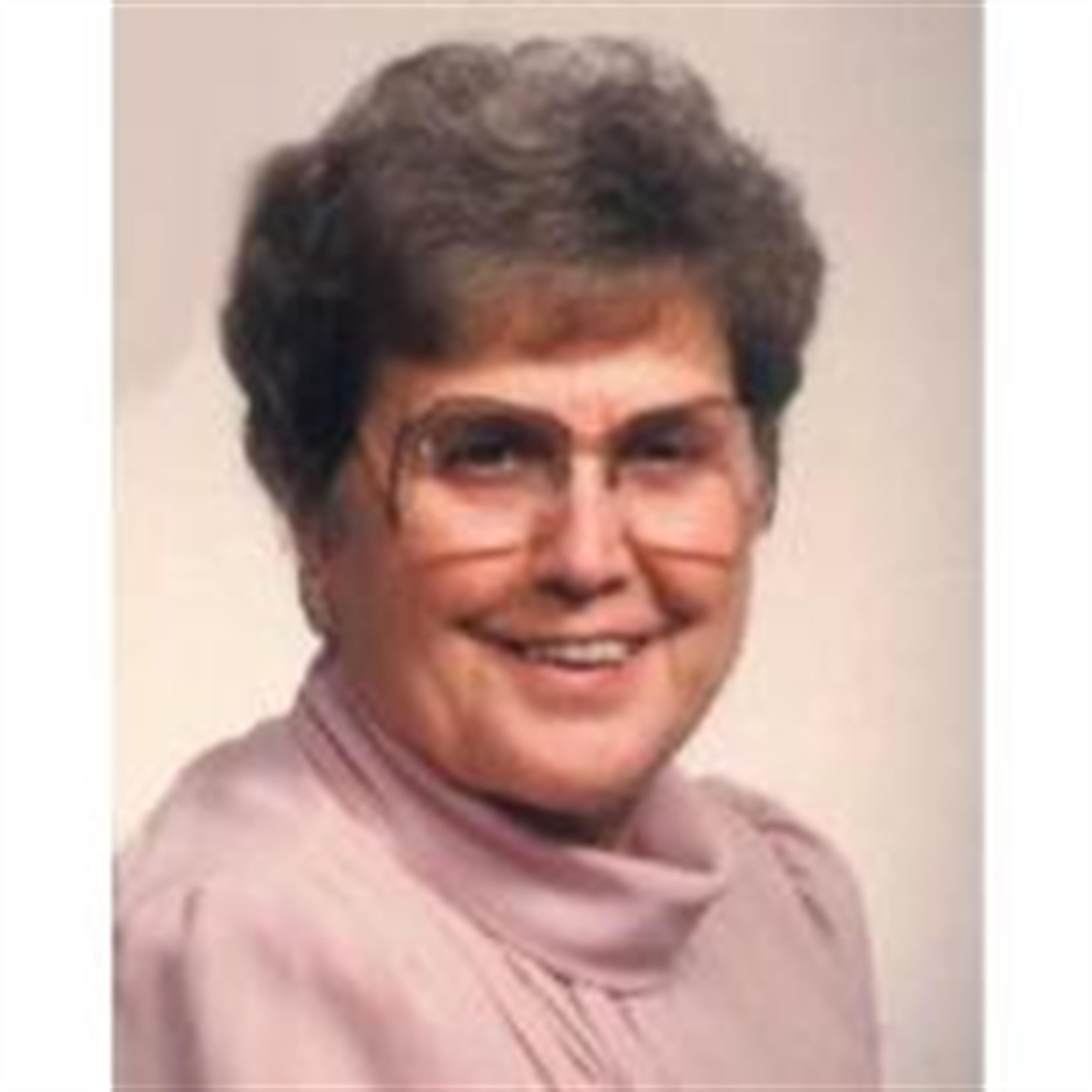 Mozelle Lillian Heer